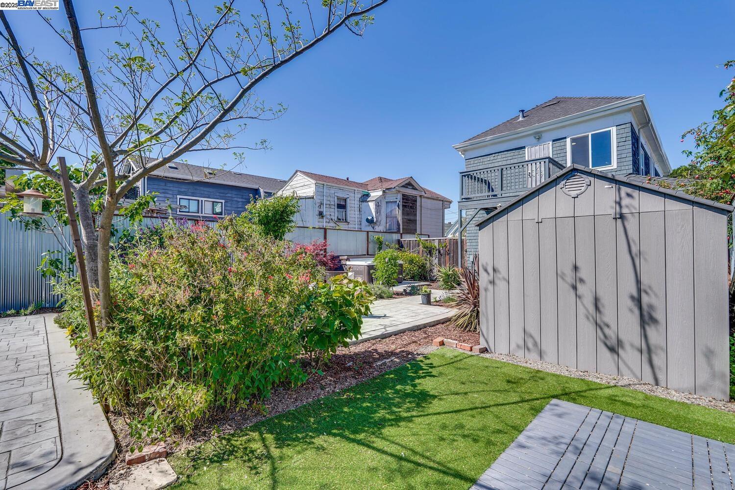 Detail Gallery Image 47 of 52 For 1611 15th Street, Oakland,  CA 94607 - 3 Beds | 2/1 Baths