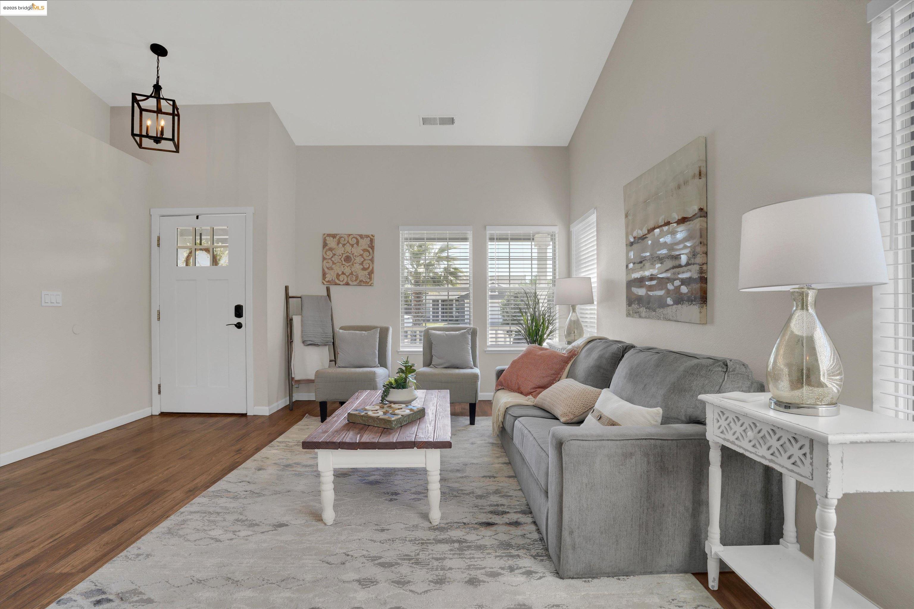Detail Gallery Image 8 of 30 For 3807 Pato Ln, Oakley,  CA 94561 - 3 Beds | 2 Baths