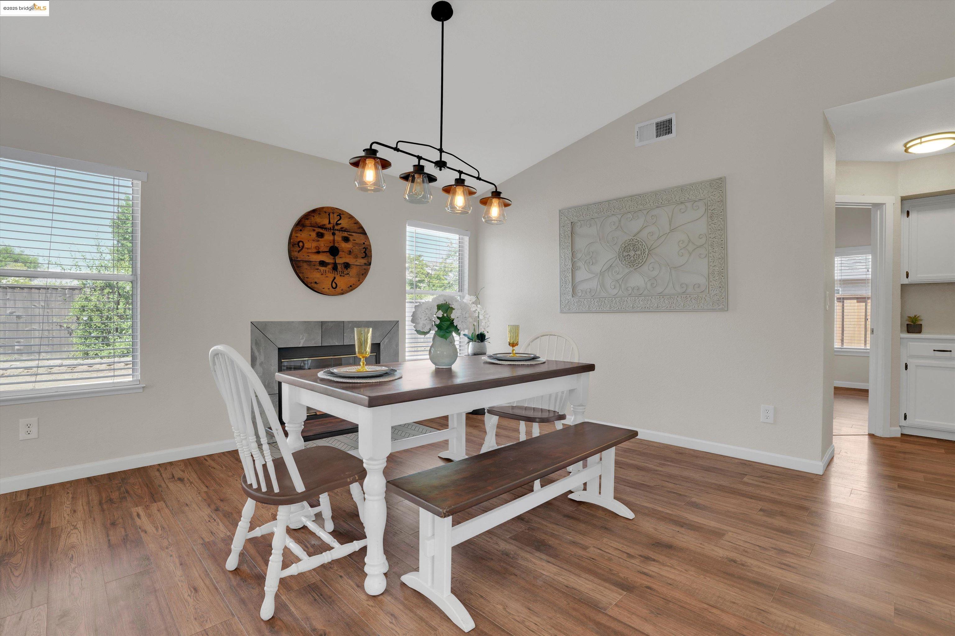 Detail Gallery Image 10 of 30 For 3807 Pato Ln, Oakley,  CA 94561 - 3 Beds | 2 Baths
