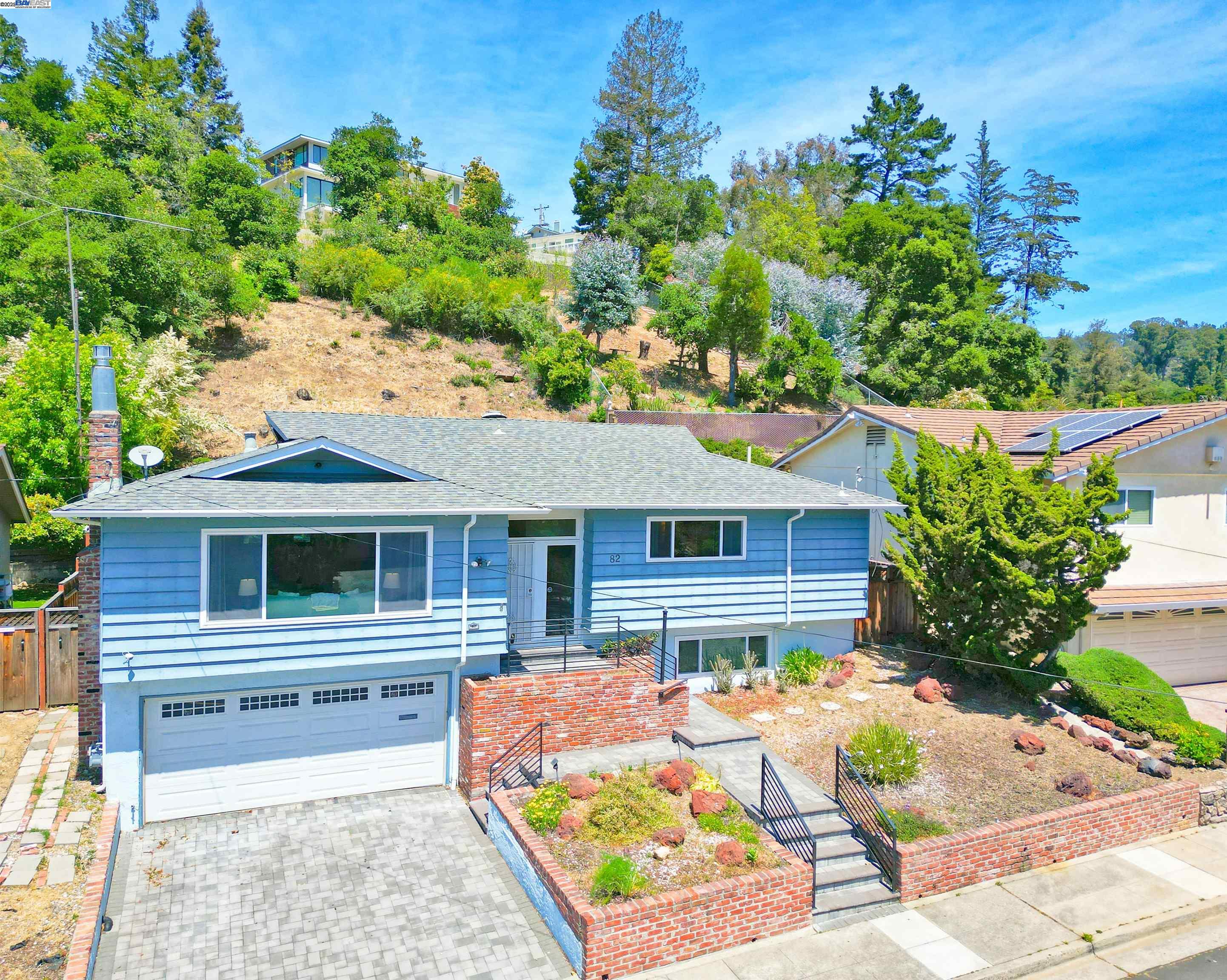 Detail Gallery Image 29 of 37 For 82 Elysian Fields Dr., Oakland,  CA 94605 - 4 Beds | 2/1 Baths