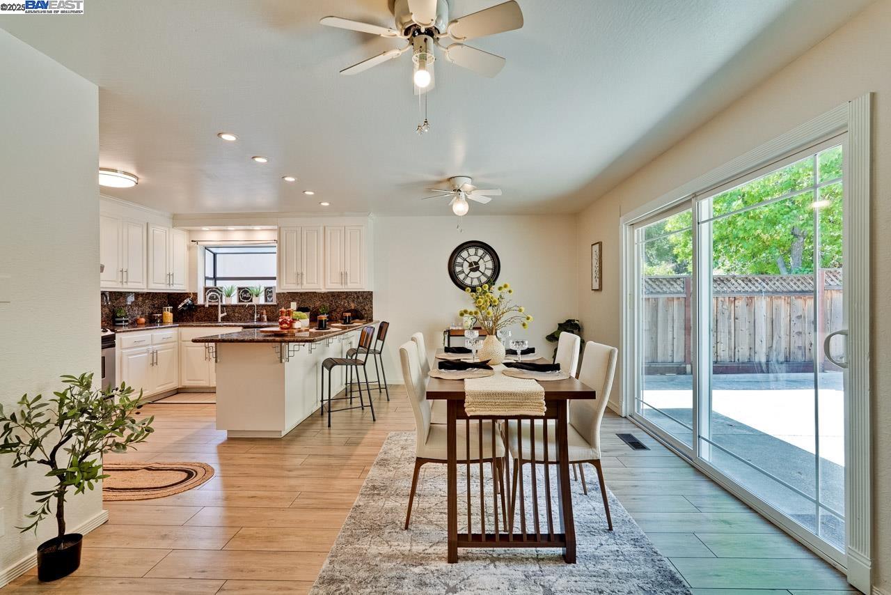 Detail Gallery Image 5 of 37 For 82 Elysian Fields Dr., Oakland,  CA 94605 - 4 Beds | 2/1 Baths