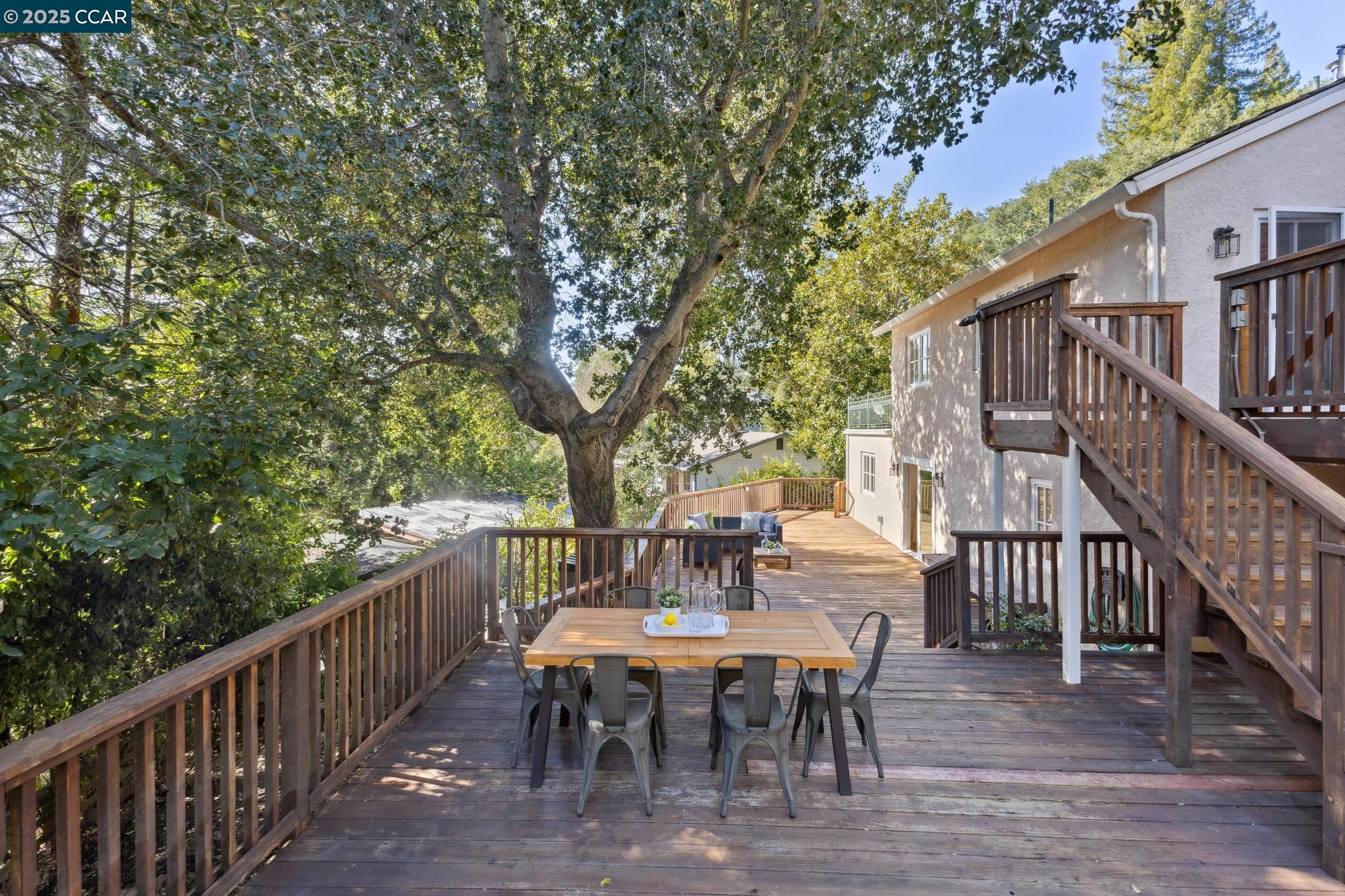 Detail Gallery Image 46 of 60 For 40 Las Palomas, Orinda,  CA 94563-1527 - 4 Beds | 3/1 Baths