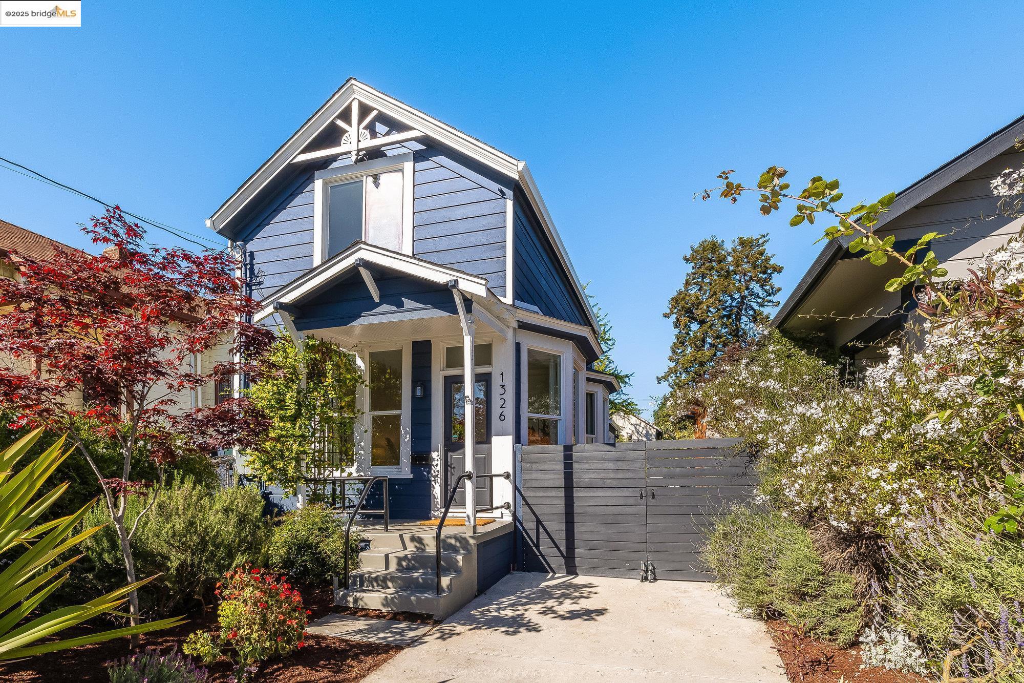 Detail Gallery Image 38 of 39 For 1326 E 23rd St, Oakland,  CA 94606 - 3 Beds | 2 Baths
