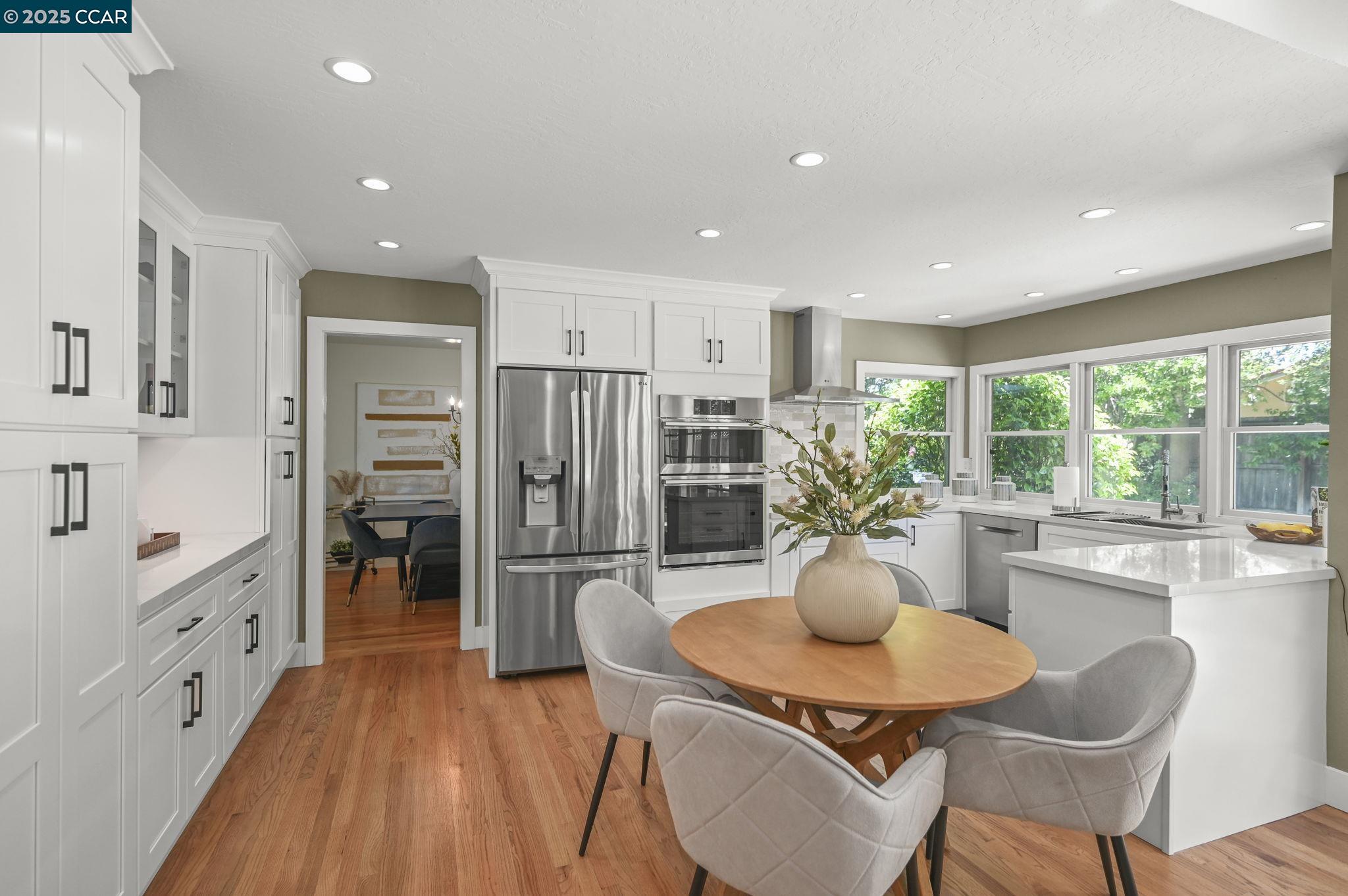 Detail Gallery Image 11 of 45 For 612 Wimbledon Rd, Walnut Creek,  CA 94598 - 4 Beds | 2/1 Baths