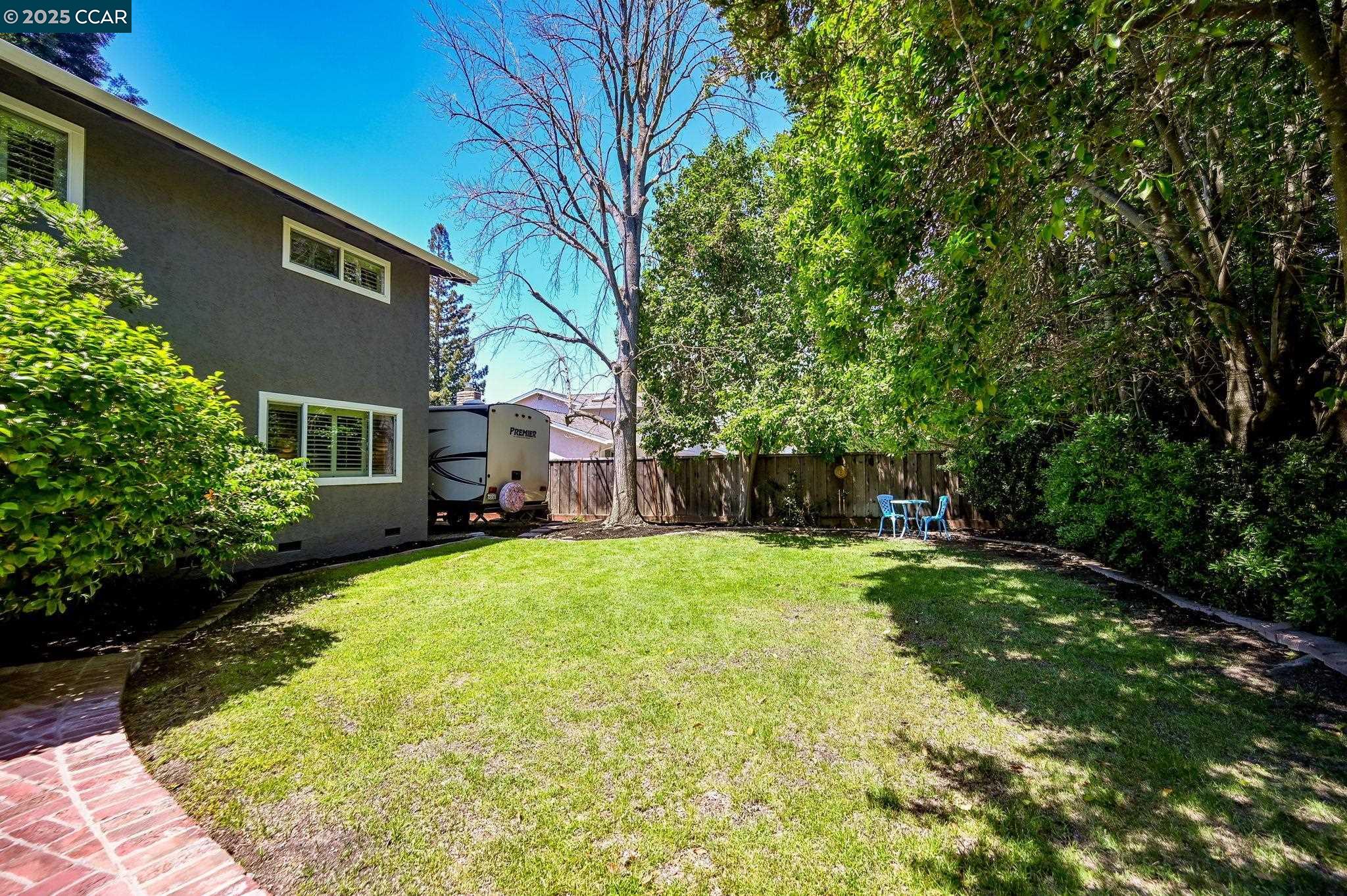Detail Gallery Image 36 of 45 For 612 Wimbledon Rd, Walnut Creek,  CA 94598 - 4 Beds | 2/1 Baths