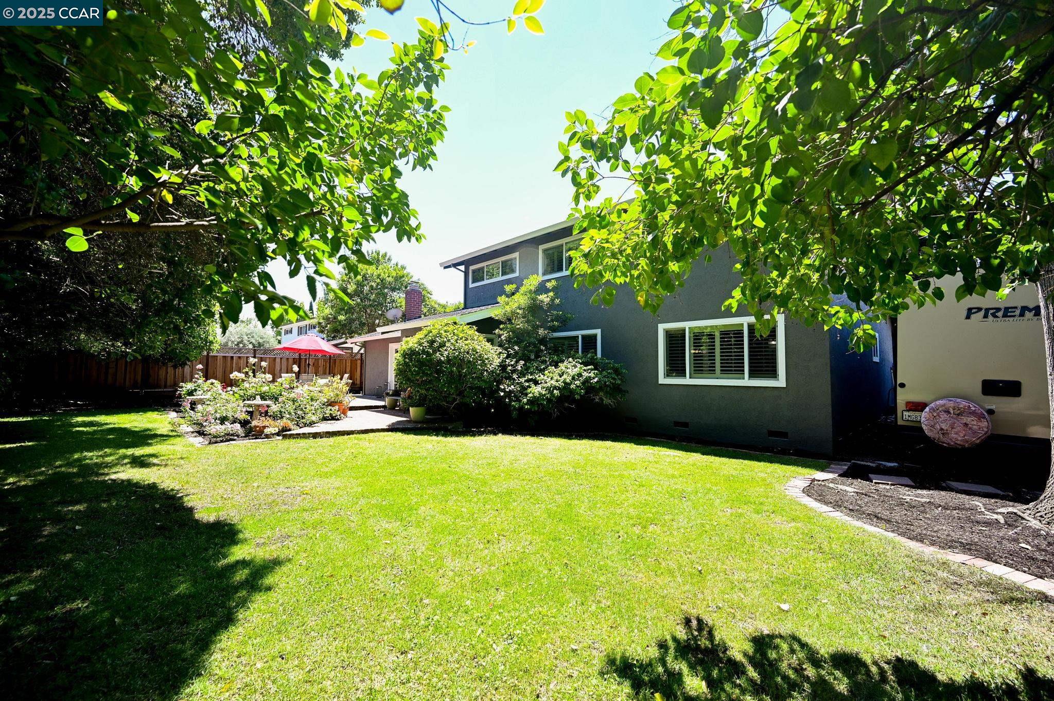 Detail Gallery Image 37 of 45 For 612 Wimbledon Rd, Walnut Creek,  CA 94598 - 4 Beds | 2/1 Baths