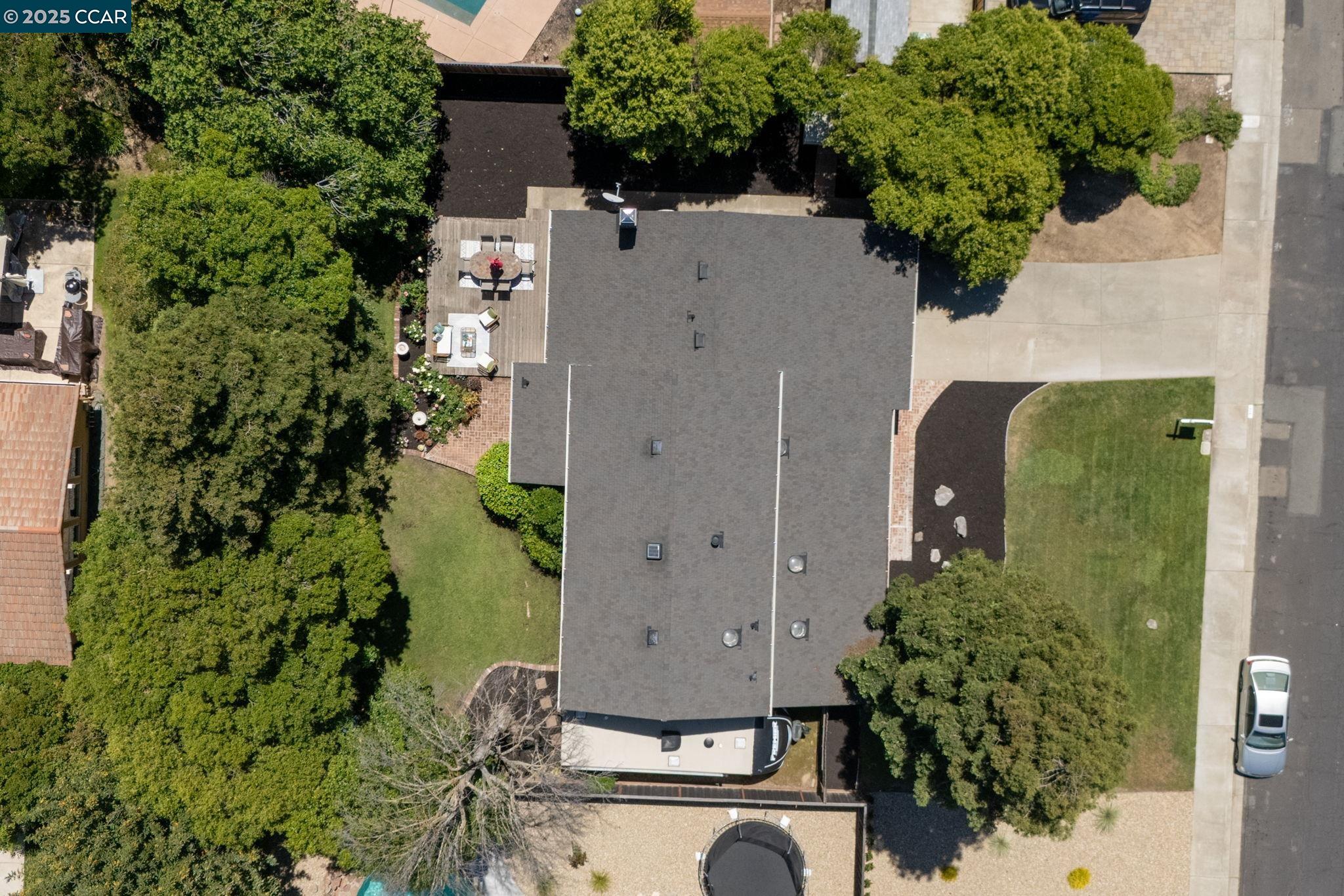 Detail Gallery Image 41 of 45 For 612 Wimbledon Rd, Walnut Creek,  CA 94598 - 4 Beds | 2/1 Baths