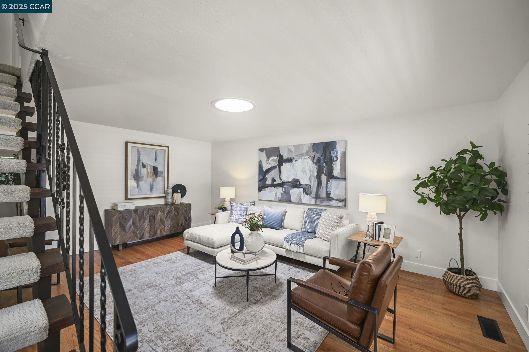 Detail Gallery Image 7 of 45 For 612 Wimbledon Rd, Walnut Creek,  CA 94598 - 4 Beds | 2/1 Baths