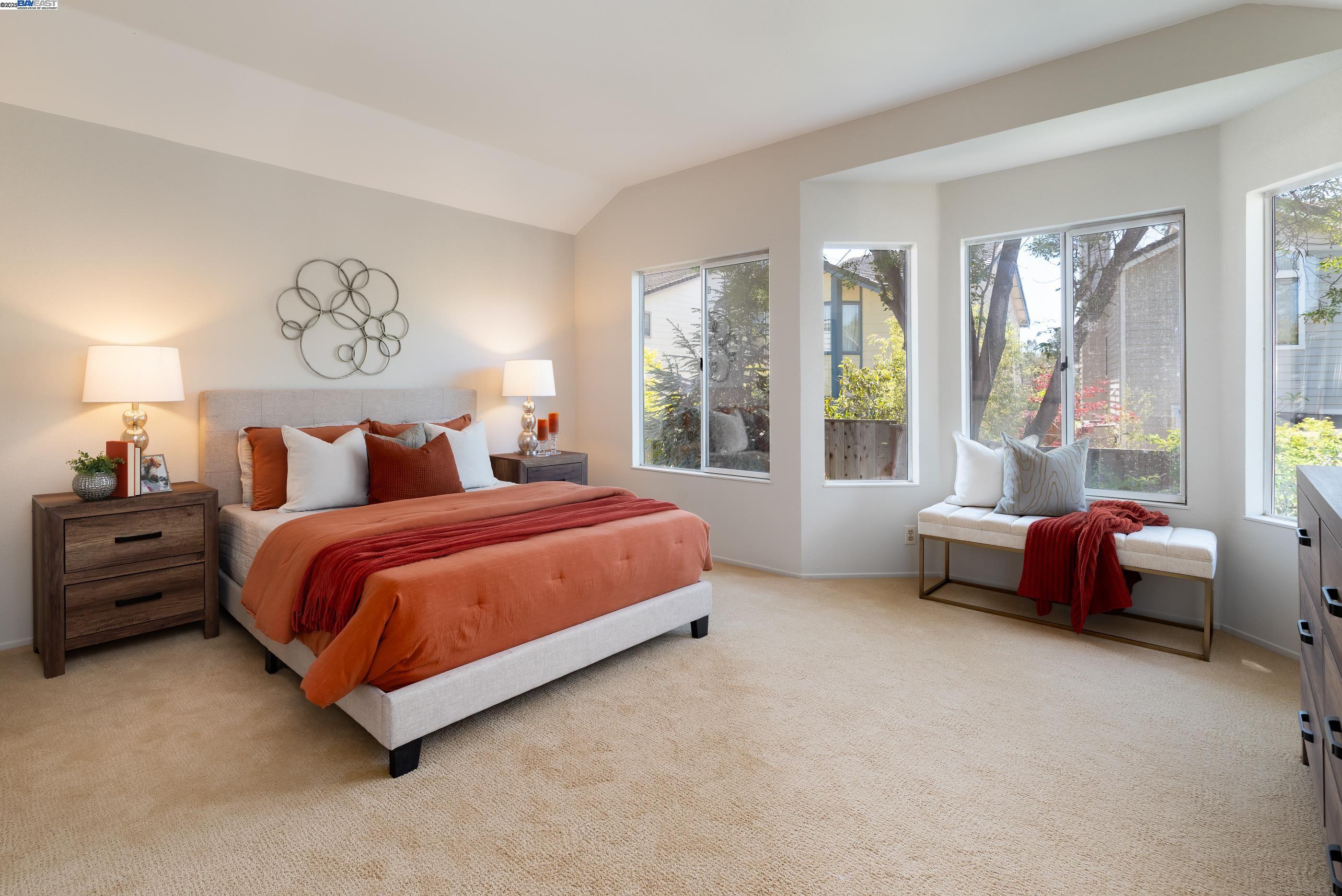 Detail Gallery Image 24 of 40 For 18789 Sydney Cir, Castro Valley,  CA 94546 - 4 Beds | 2/1 Baths