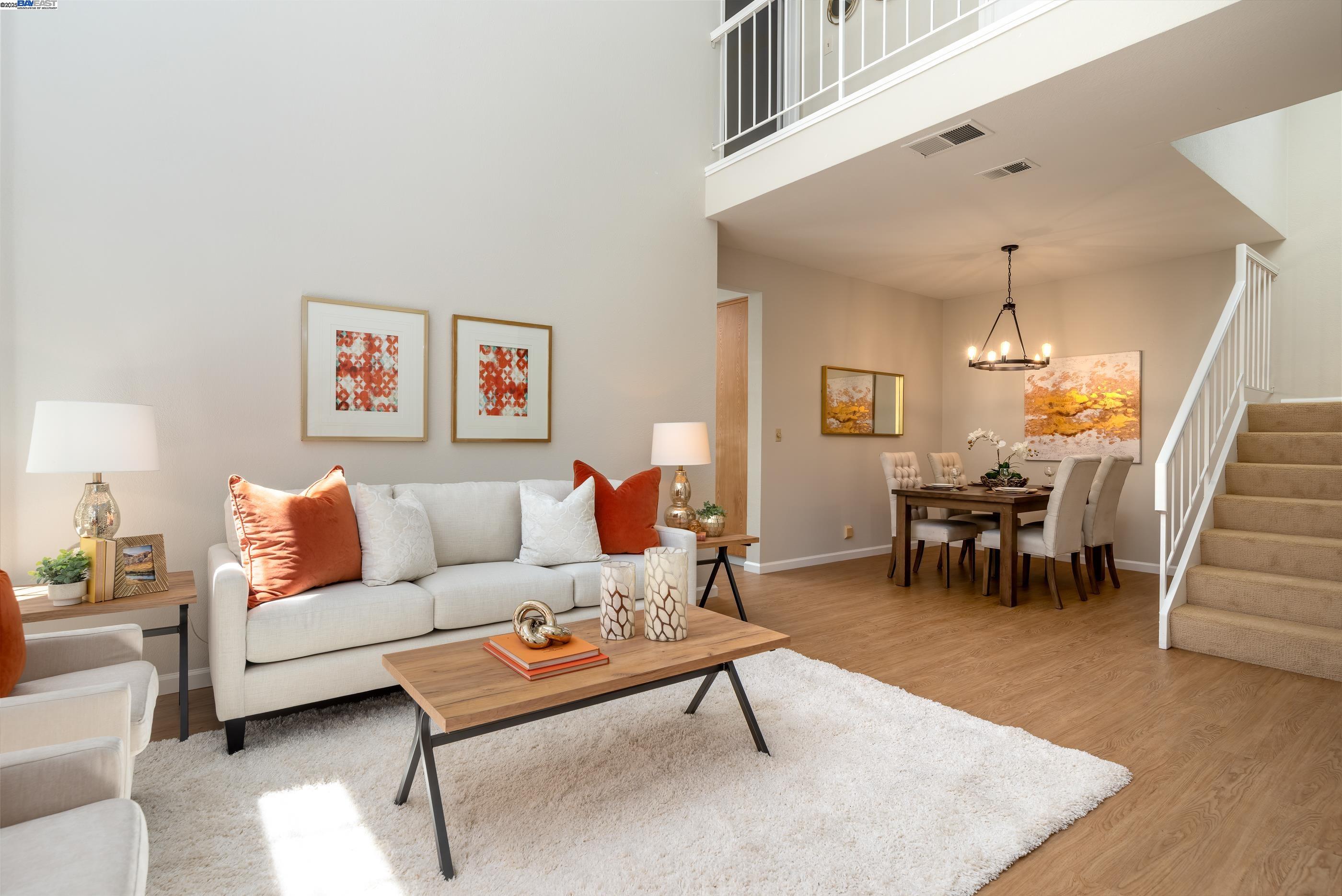 Detail Gallery Image 6 of 40 For 18789 Sydney Cir, Castro Valley,  CA 94546 - 4 Beds | 2/1 Baths