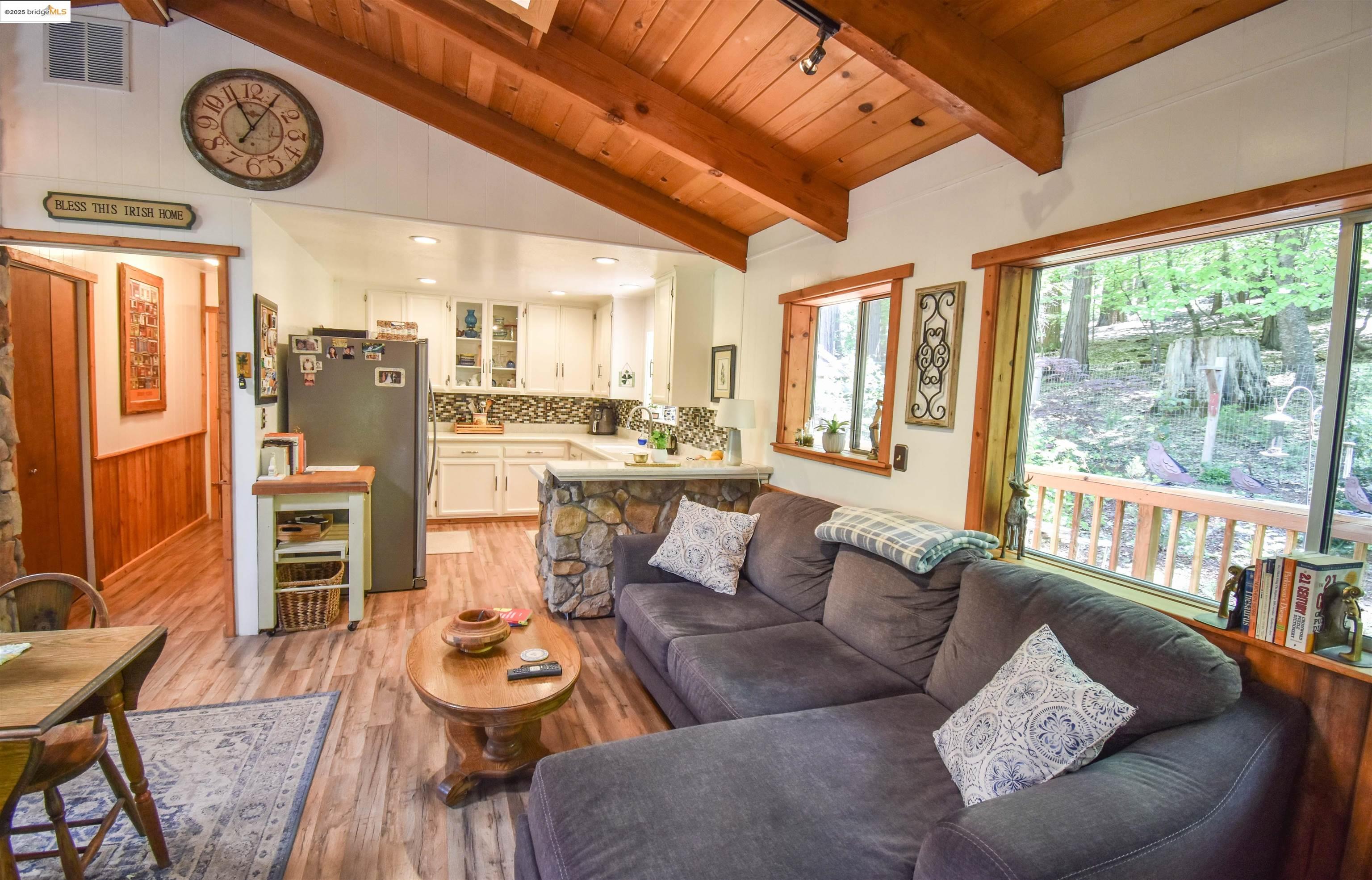 Detail Gallery Image 17 of 38 For 19265 Superior Dr, Twain Harte,  CA 95383 - 3 Beds | 2 Baths