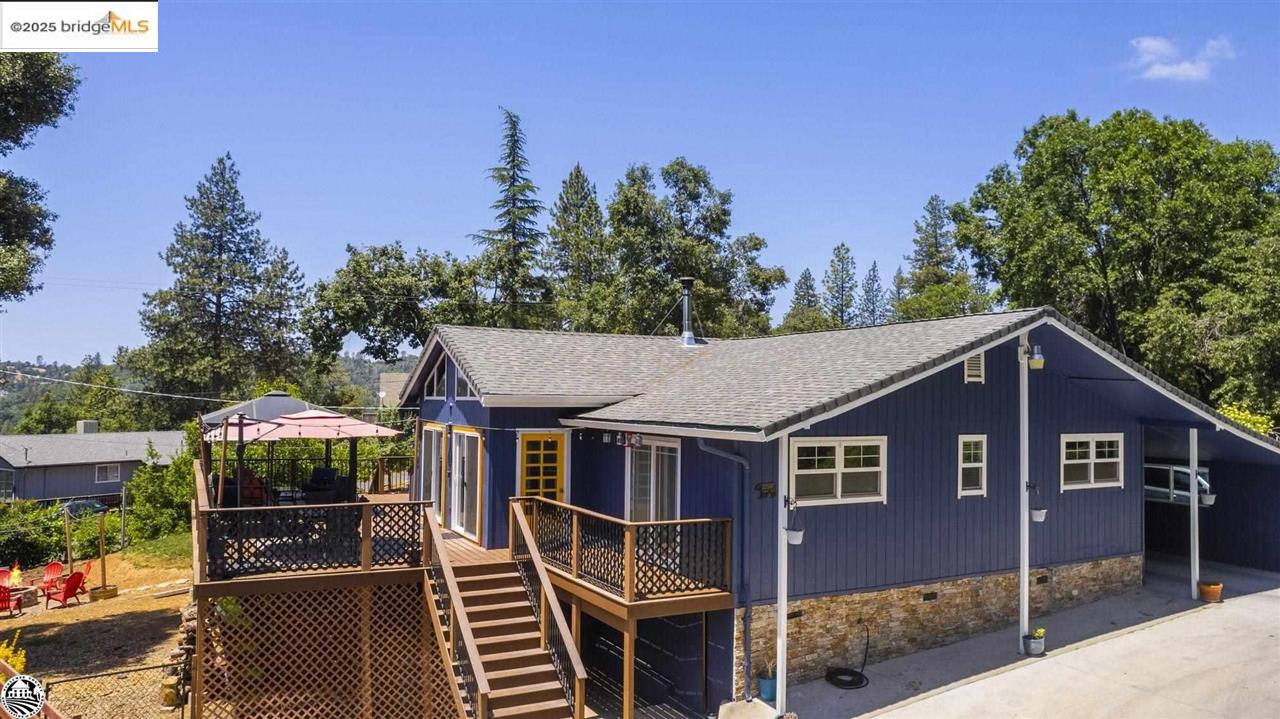 Detail Gallery Image 2 of 46 For 20580 Gerber Road, Tuolumne,  CA 95379 - 3 Beds | 2 Baths