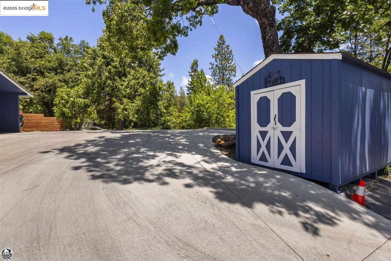 Detail Gallery Image 28 of 46 For 20580 Gerber Road, Tuolumne,  CA 95379 - 3 Beds | 2 Baths