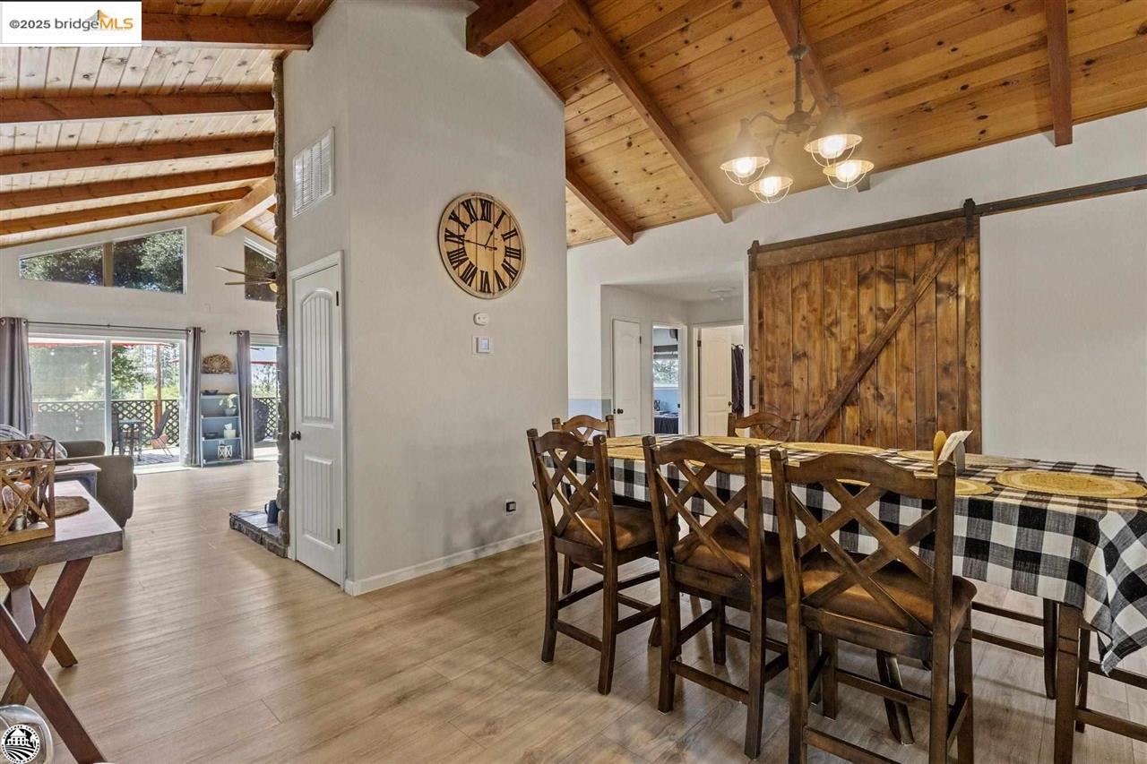 Detail Gallery Image 7 of 46 For 20580 Gerber Road, Tuolumne,  CA 95379 - 3 Beds | 2 Baths
