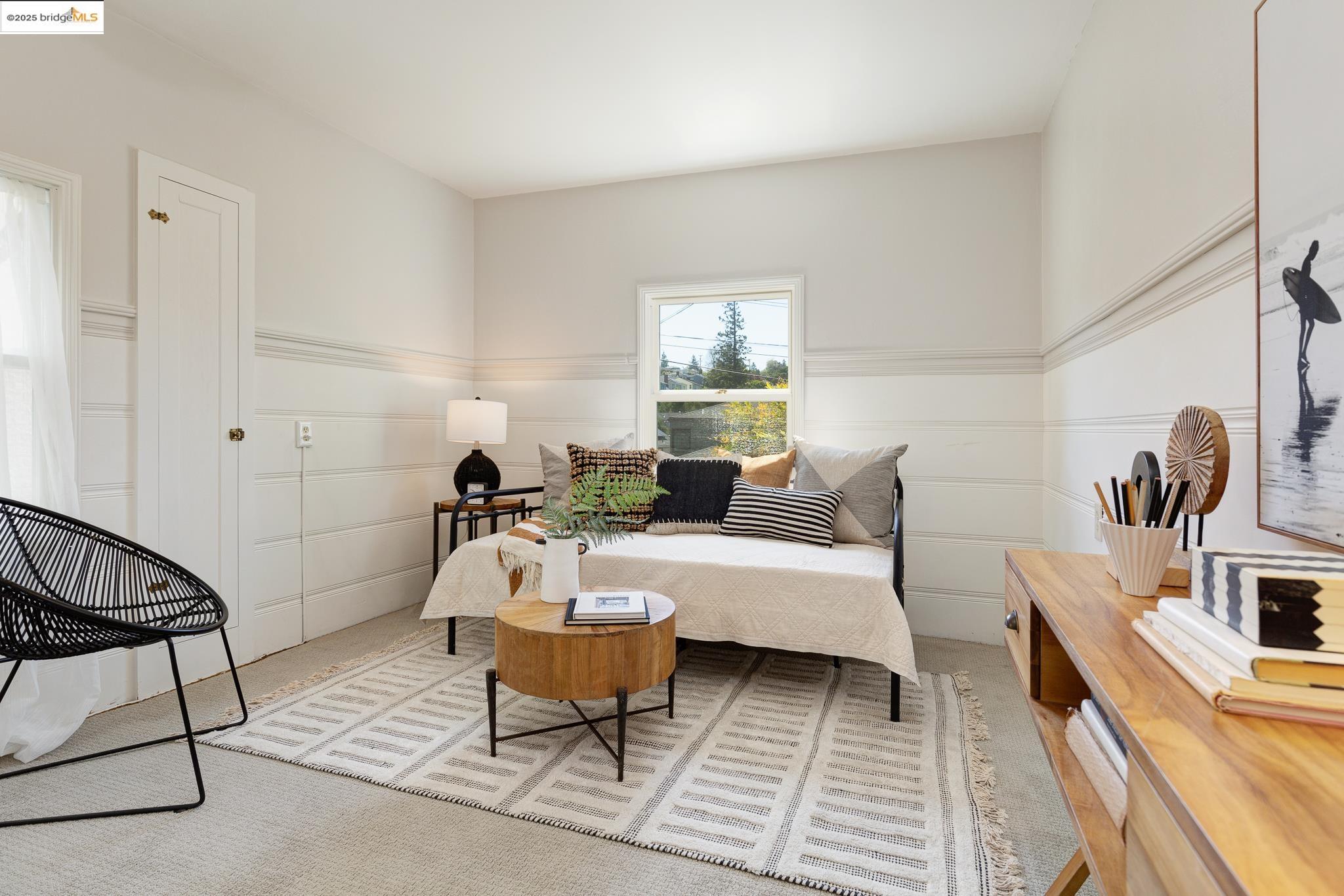 131 Sonia, Oakland, California 94618, 3 Bedrooms Bedrooms, 6 Rooms Rooms,2 BathroomsBathrooms,Residential,For Sale,131 Sonia,41096919