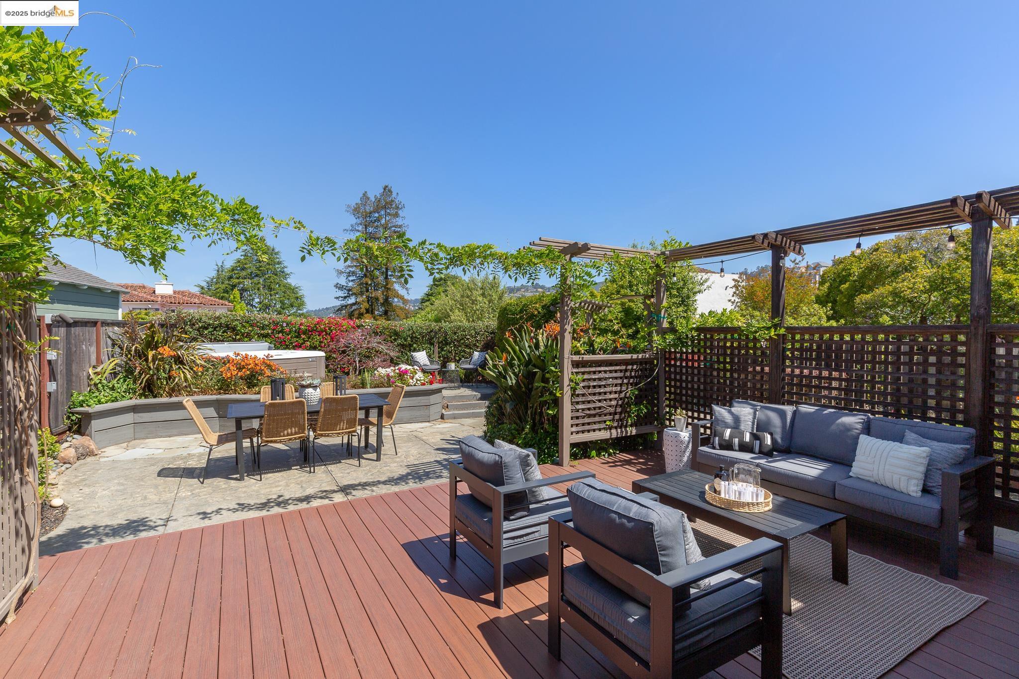131 Sonia, Oakland, California 94618, 3 Bedrooms Bedrooms, 6 Rooms Rooms,2 BathroomsBathrooms,Residential,For Sale,131 Sonia,41096919