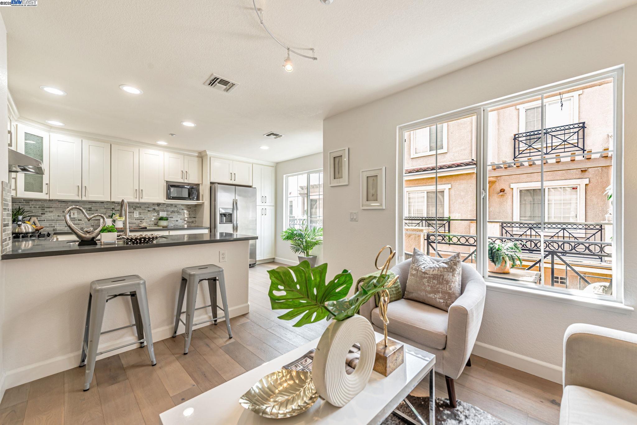Detail Gallery Image 24 of 59 For 3290 Payne Ave, San Jose,  CA 95117 - 3 Beds | 2/1 Baths