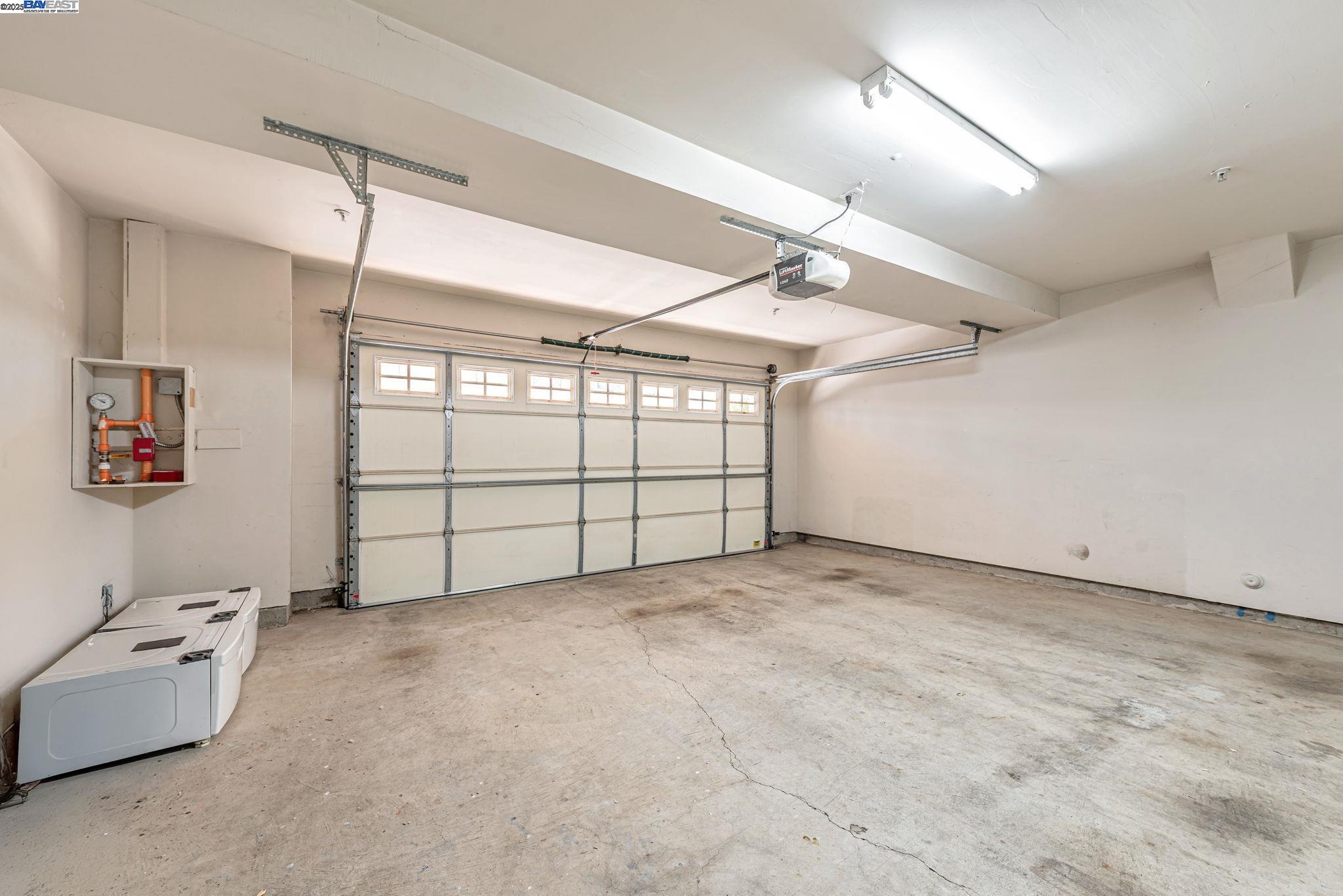 Detail Gallery Image 46 of 59 For 3290 Payne Ave, San Jose,  CA 95117 - 3 Beds | 2/1 Baths