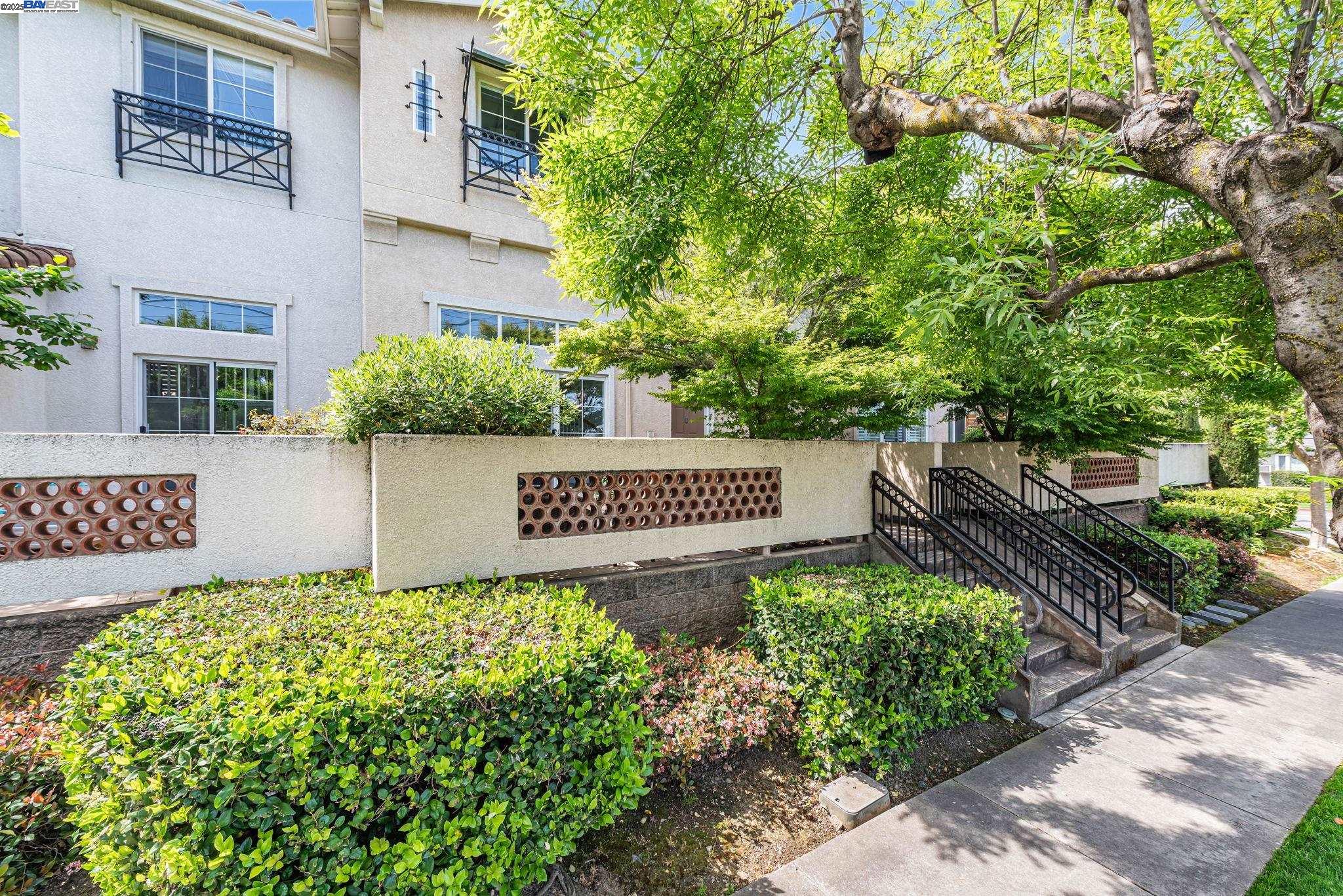 Detail Gallery Image 50 of 59 For 3290 Payne Ave, San Jose,  CA 95117 - 3 Beds | 2/1 Baths