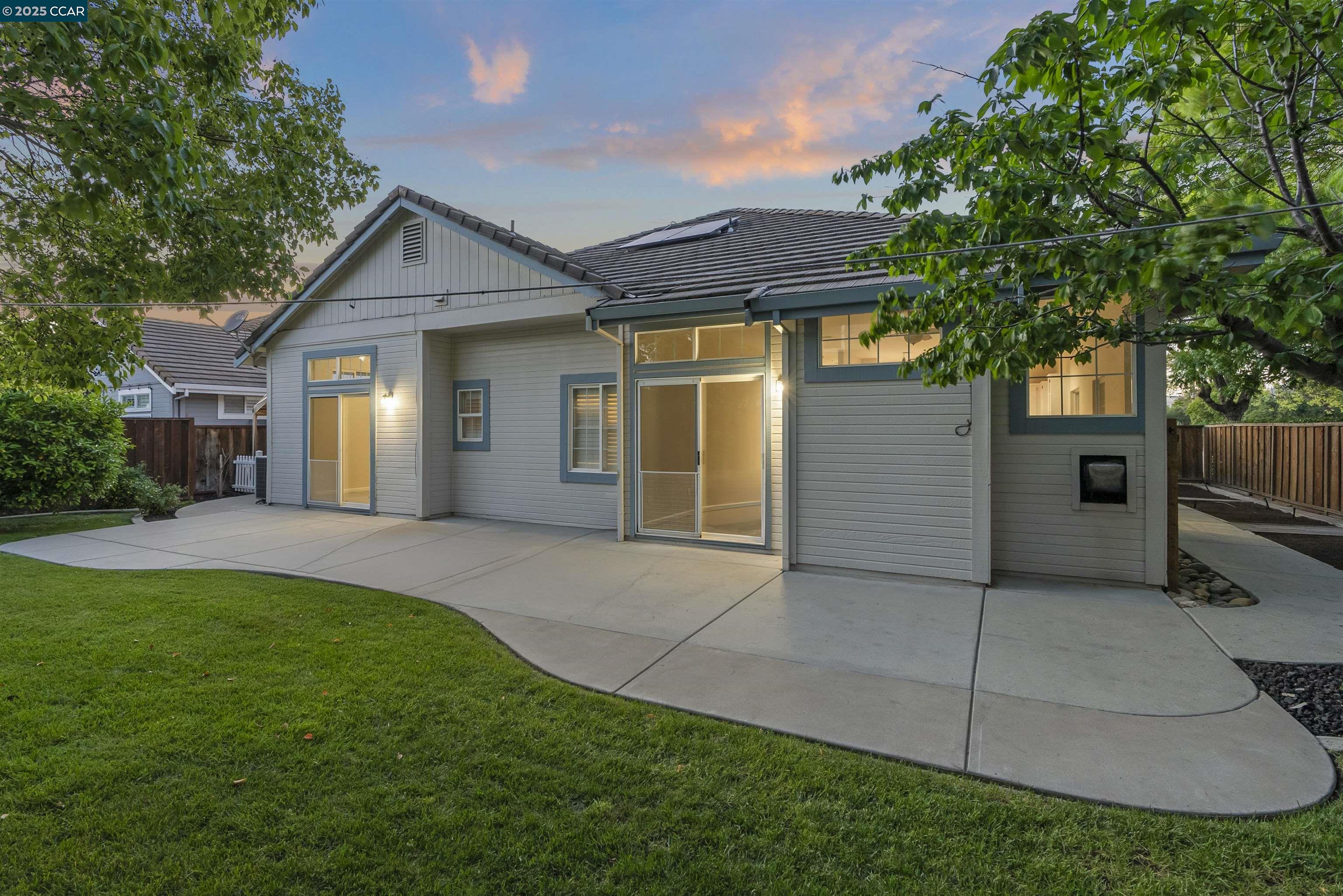 Detail Gallery Image 2 of 41 For 5799 Cherry Way, Livermore,  CA 94551 - 4 Beds | 3 Baths