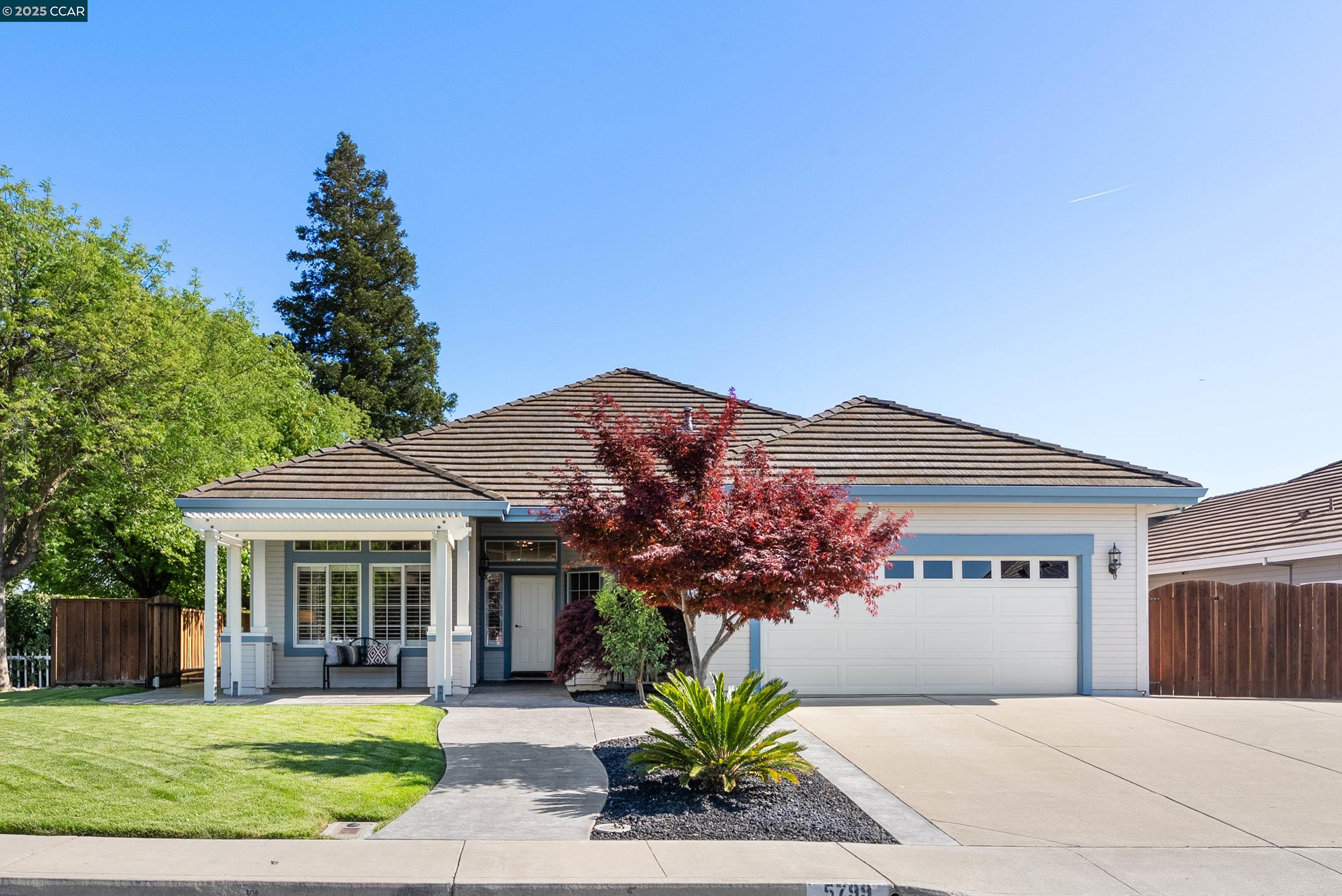 Detail Gallery Image 3 of 41 For 5799 Cherry Way, Livermore,  CA 94551 - 4 Beds | 3 Baths