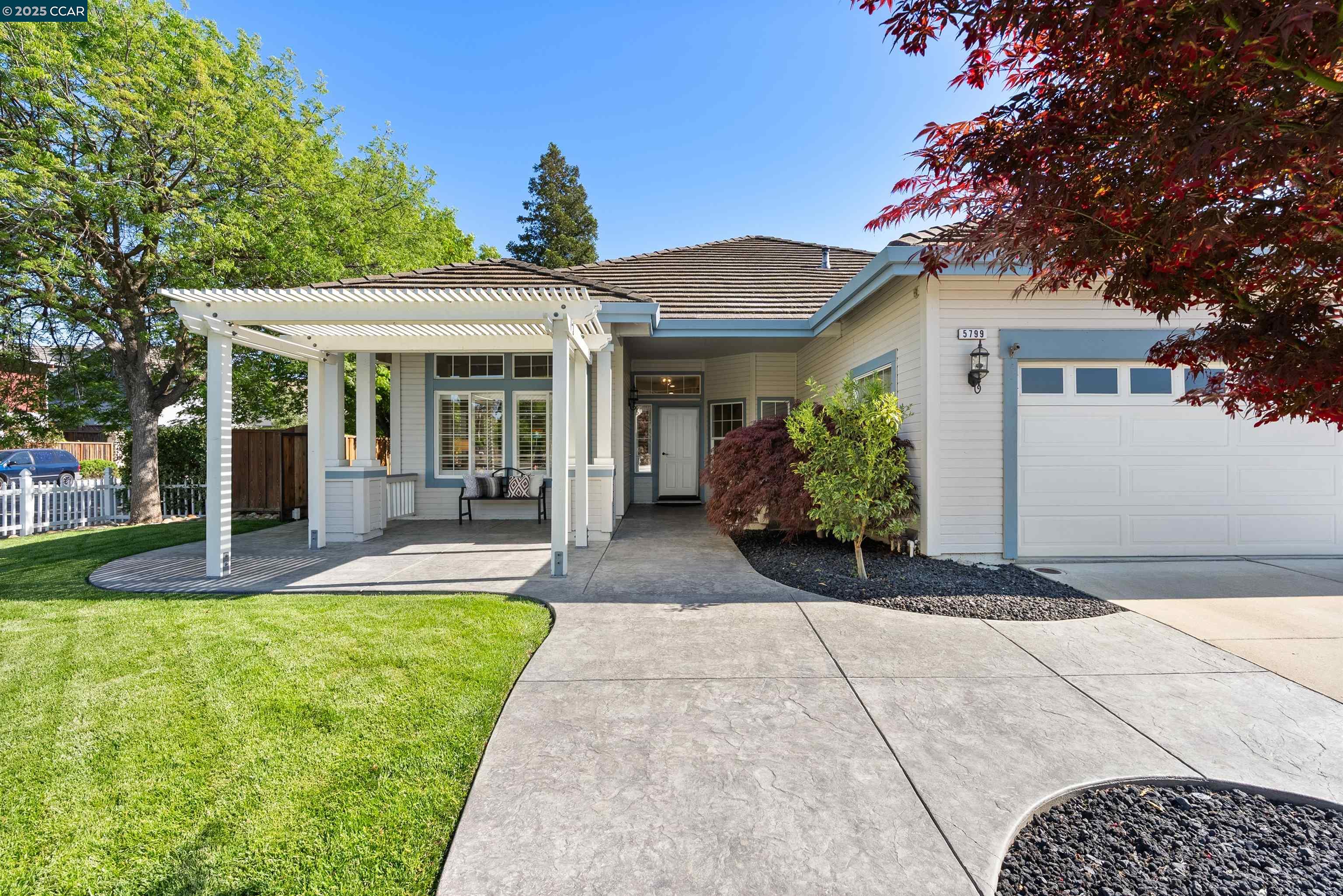 Detail Gallery Image 6 of 41 For 5799 Cherry Way, Livermore,  CA 94551 - 4 Beds | 3 Baths