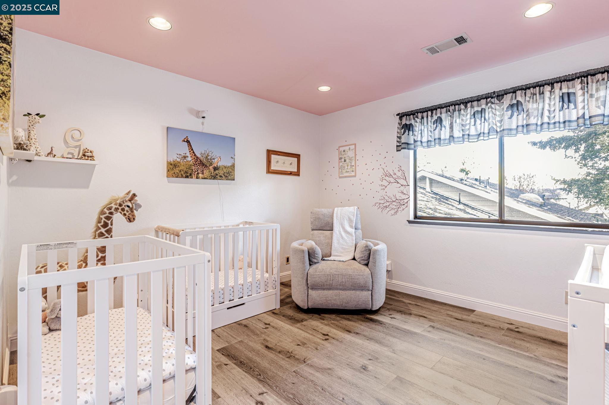 Detail Gallery Image 20 of 39 For 1834 Ivanhoe Ave, Lafayette,  CA 94549 - 5 Beds | 4 Baths