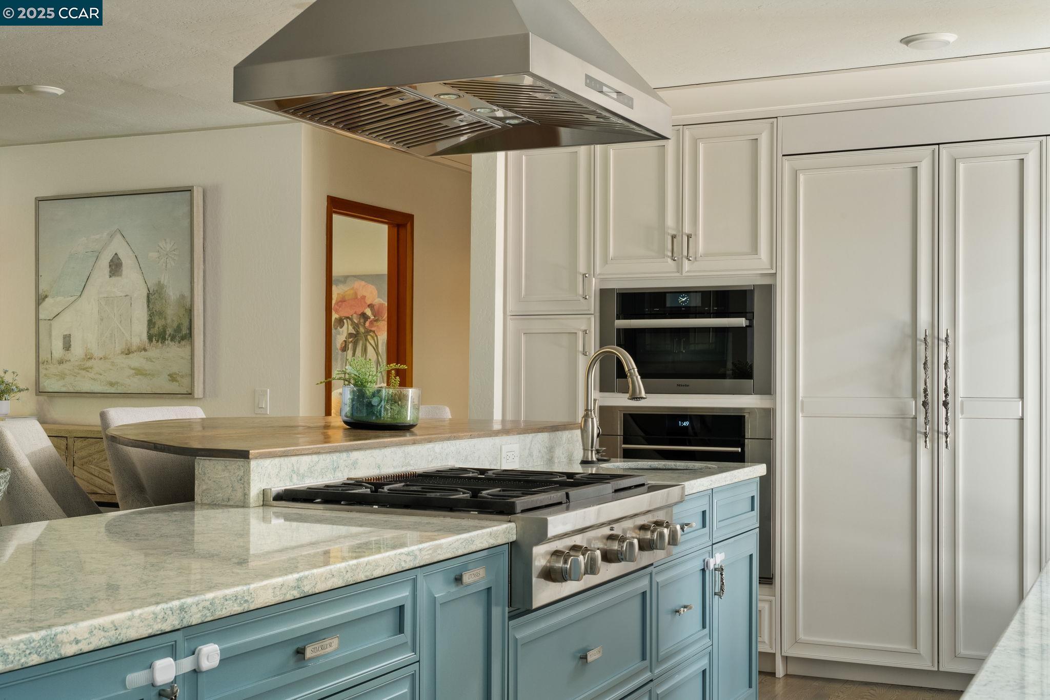 Detail Gallery Image 4 of 39 For 1834 Ivanhoe Ave, Lafayette,  CA 94549 - 5 Beds | 4 Baths