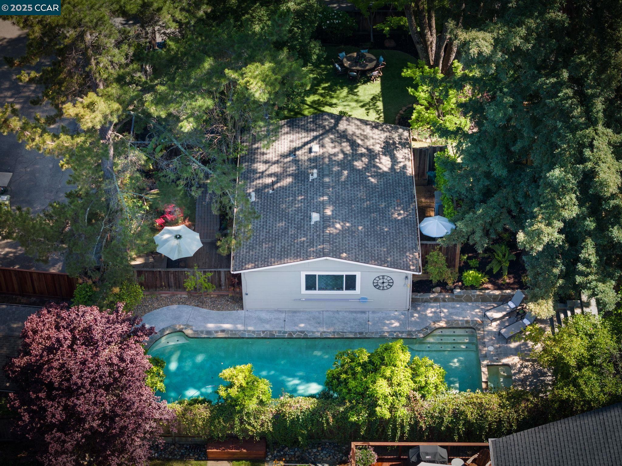 Detail Gallery Image 33 of 39 For 1834 Ivanhoe Ave, Lafayette,  CA 94549 - 5 Beds | 4 Baths