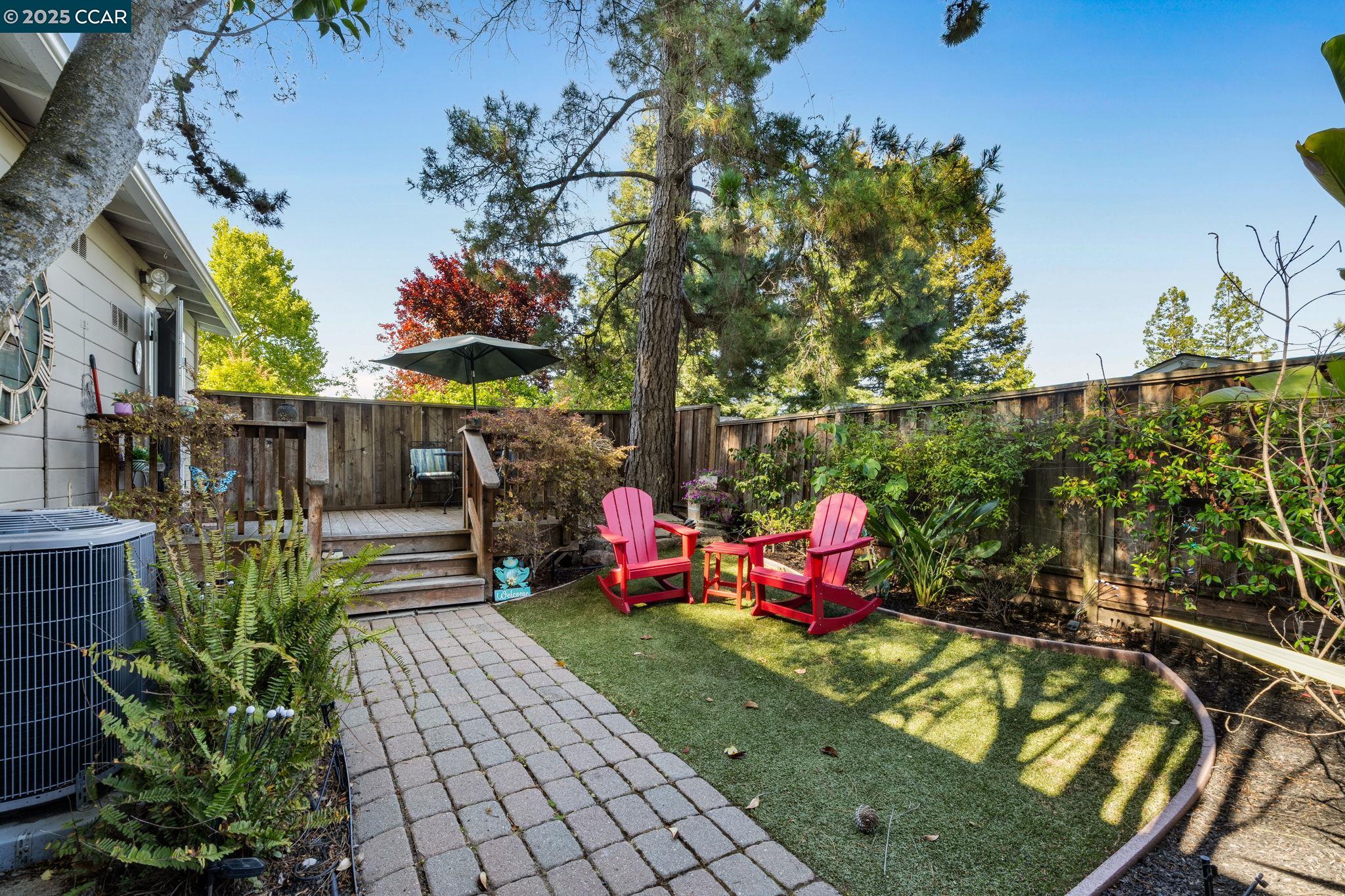 Detail Gallery Image 34 of 39 For 1834 Ivanhoe Ave, Lafayette,  CA 94549 - 5 Beds | 4 Baths