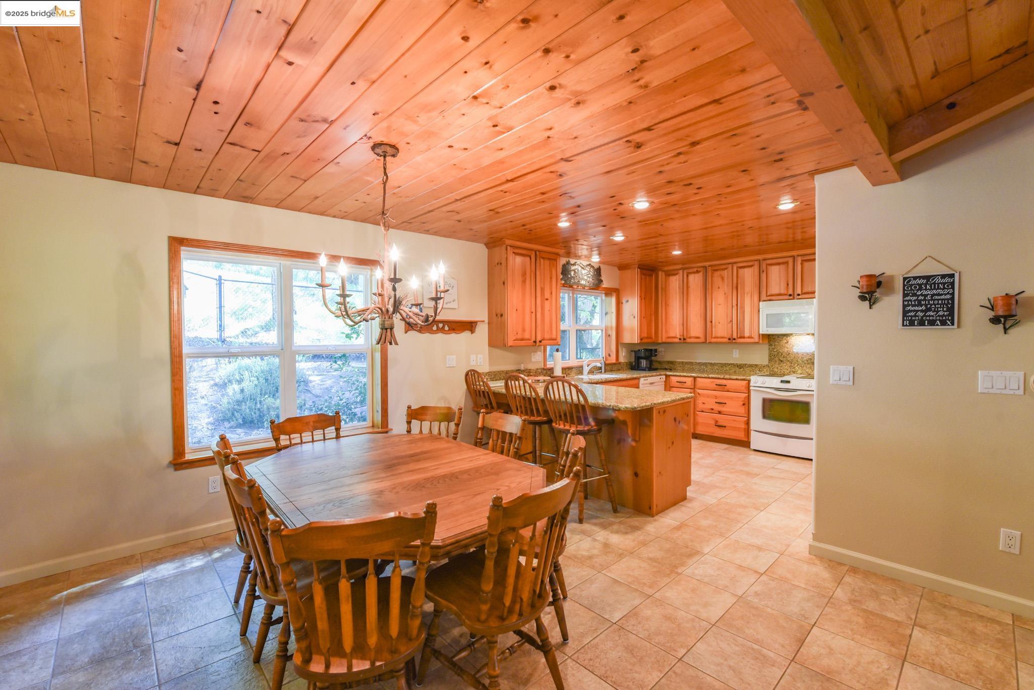 Detail Gallery Image 14 of 60 For 23316 Korey Ct., Twain Harte,  CA 95383 - 3 Beds | 2/1 Baths