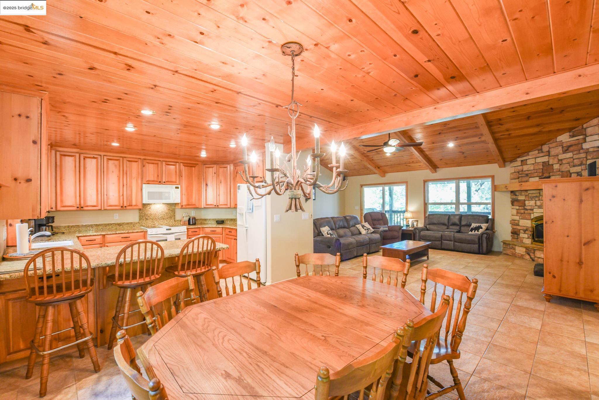 Detail Gallery Image 16 of 60 For 23316 Korey Ct., Twain Harte,  CA 95383 - 3 Beds | 2/1 Baths