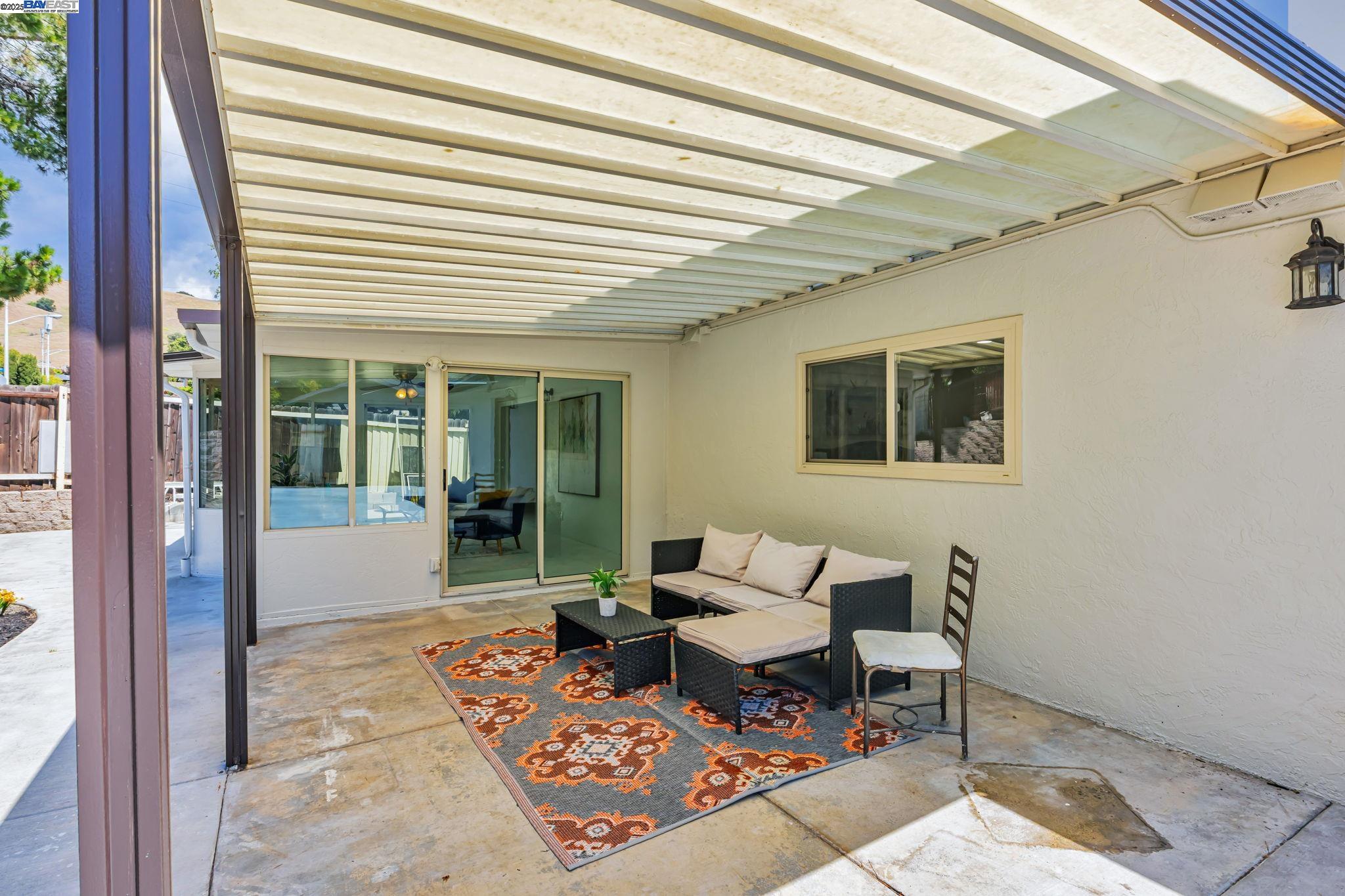 Detail Gallery Image 26 of 31 For 216 Appian Way, Union City,  CA 94587 - 5 Beds | 3 Baths