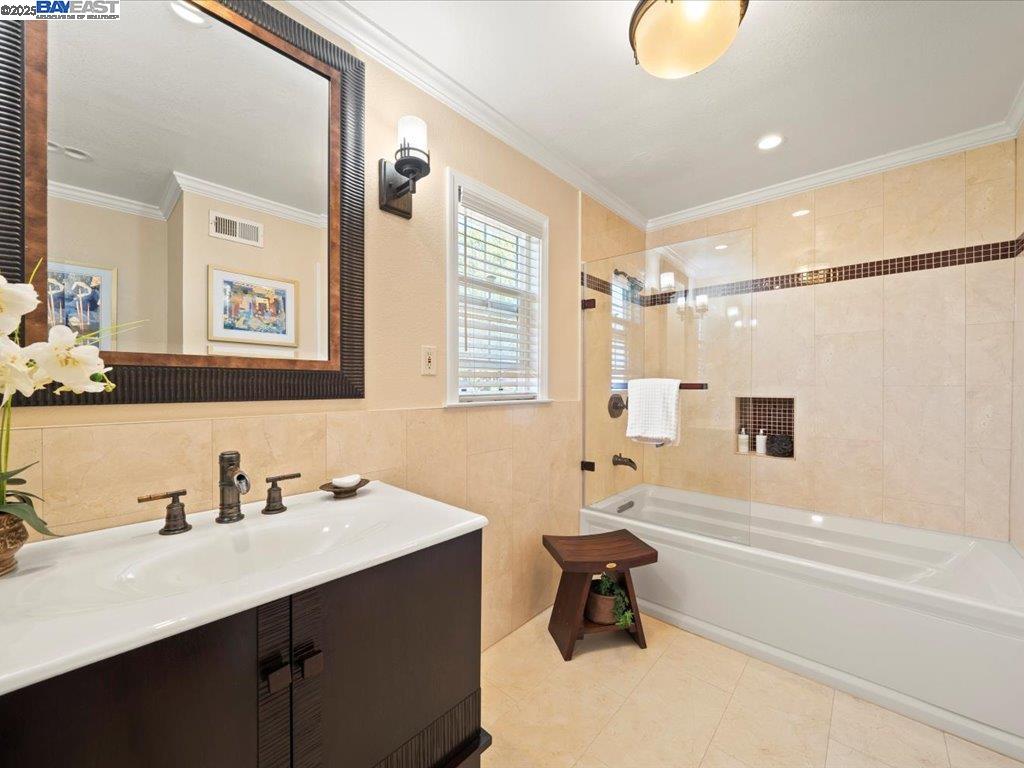 Detail Gallery Image 19 of 56 For 26436 Chatham Ct, Hayward,  CA 94542 - 4 Beds | 3 Baths