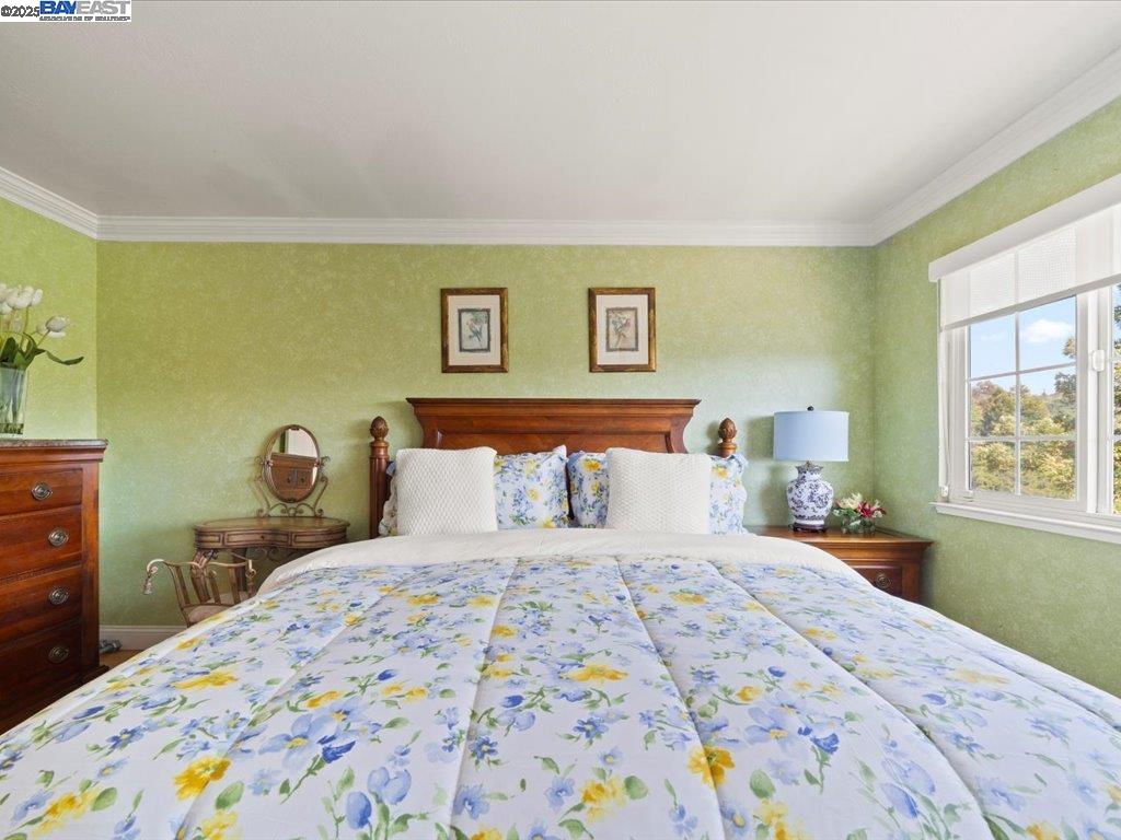 Detail Gallery Image 25 of 56 For 26436 Chatham Ct, Hayward,  CA 94542 - 4 Beds | 3 Baths