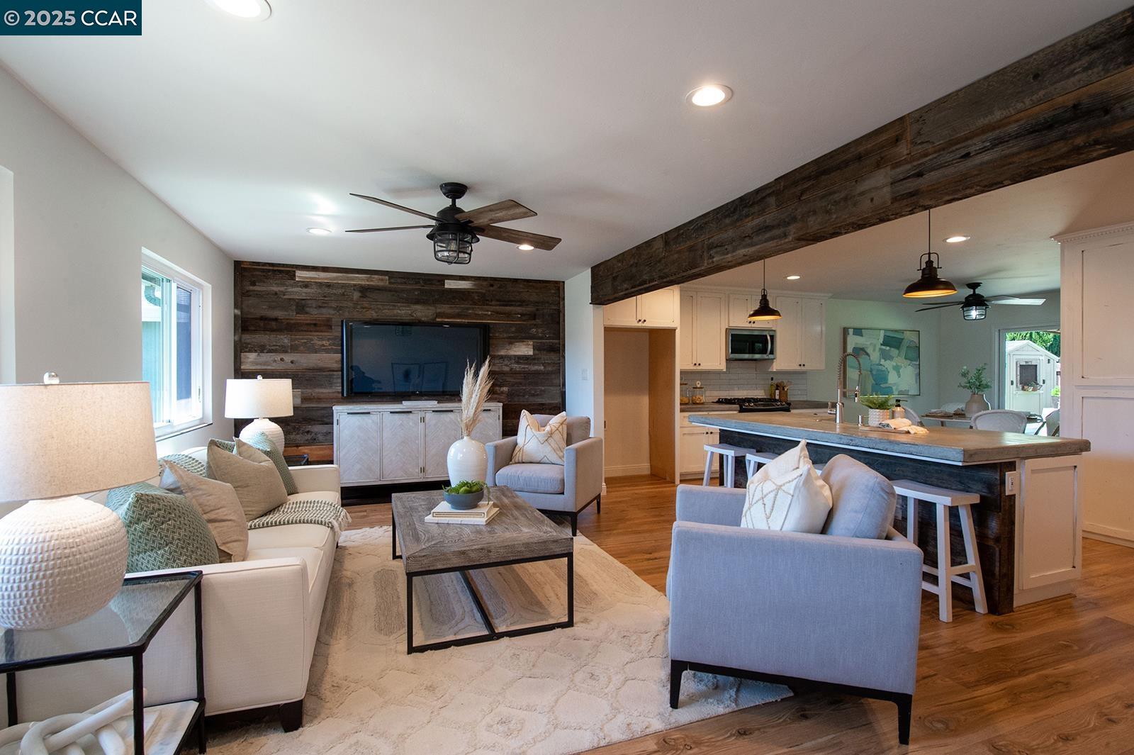 Detail Gallery Image 2 of 13 For 269 Anna Maria St., Livermore,  CA 94550 - 4 Beds | 2 Baths