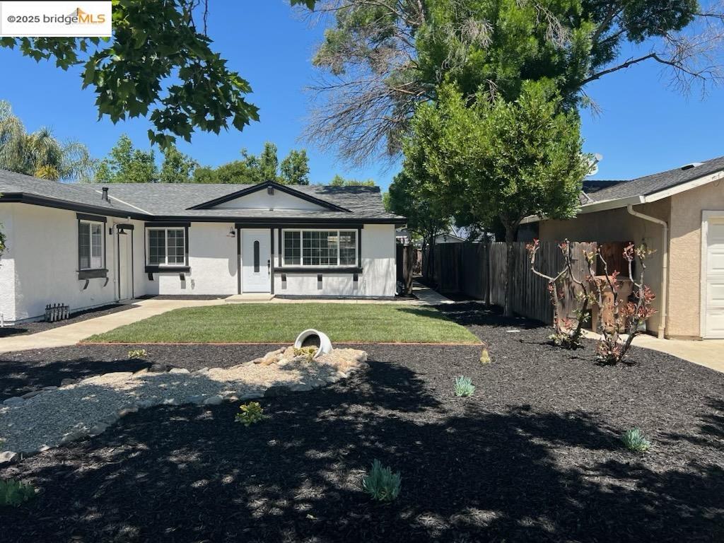 Detail Gallery Image 2 of 10 For 1227 Dainty Ave, Brentwood,  CA 94513 - 4 Beds | 2 Baths