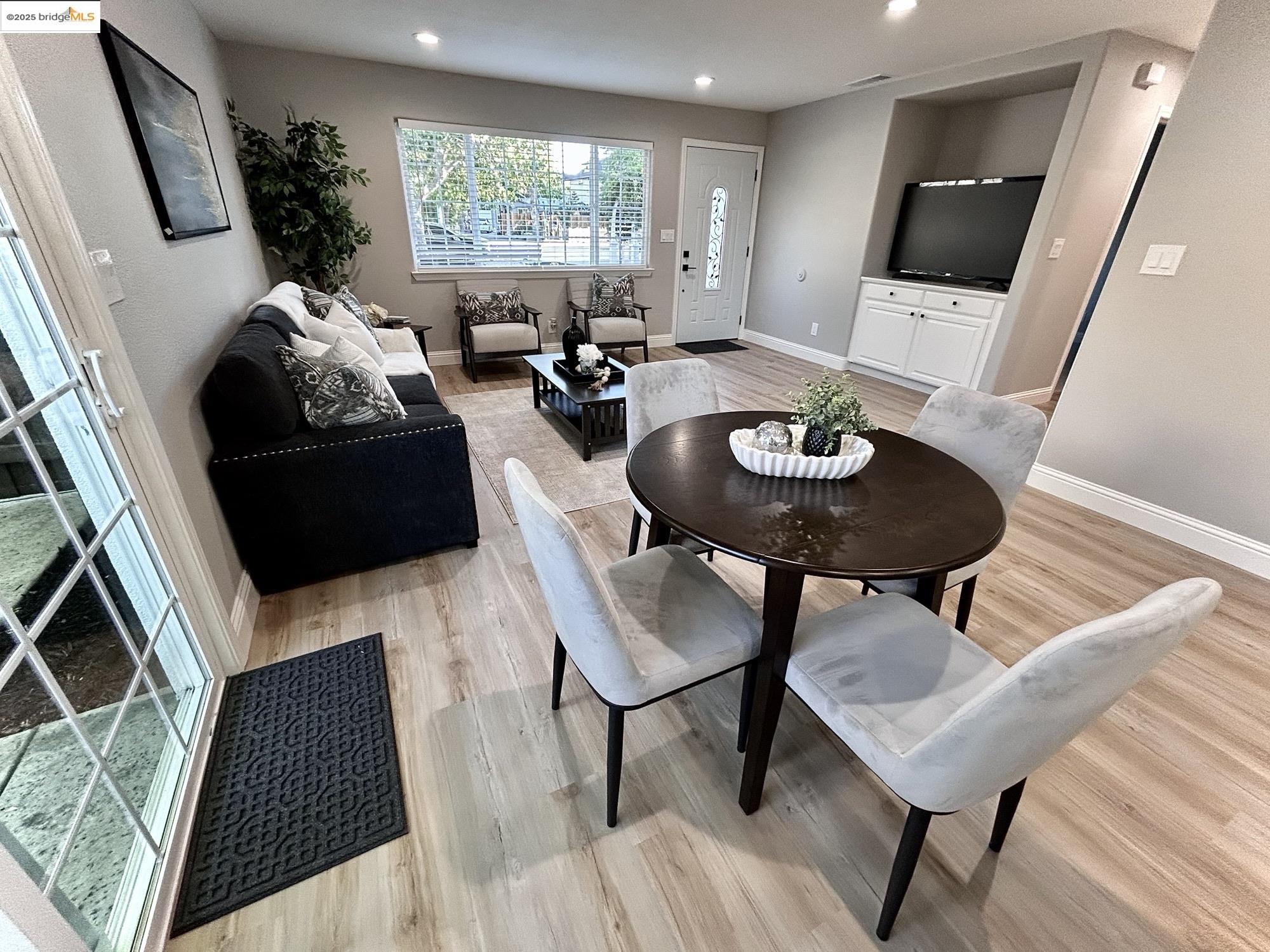 Detail Gallery Image 4 of 10 For 1227 Dainty Ave, Brentwood,  CA 94513 - 4 Beds | 2 Baths