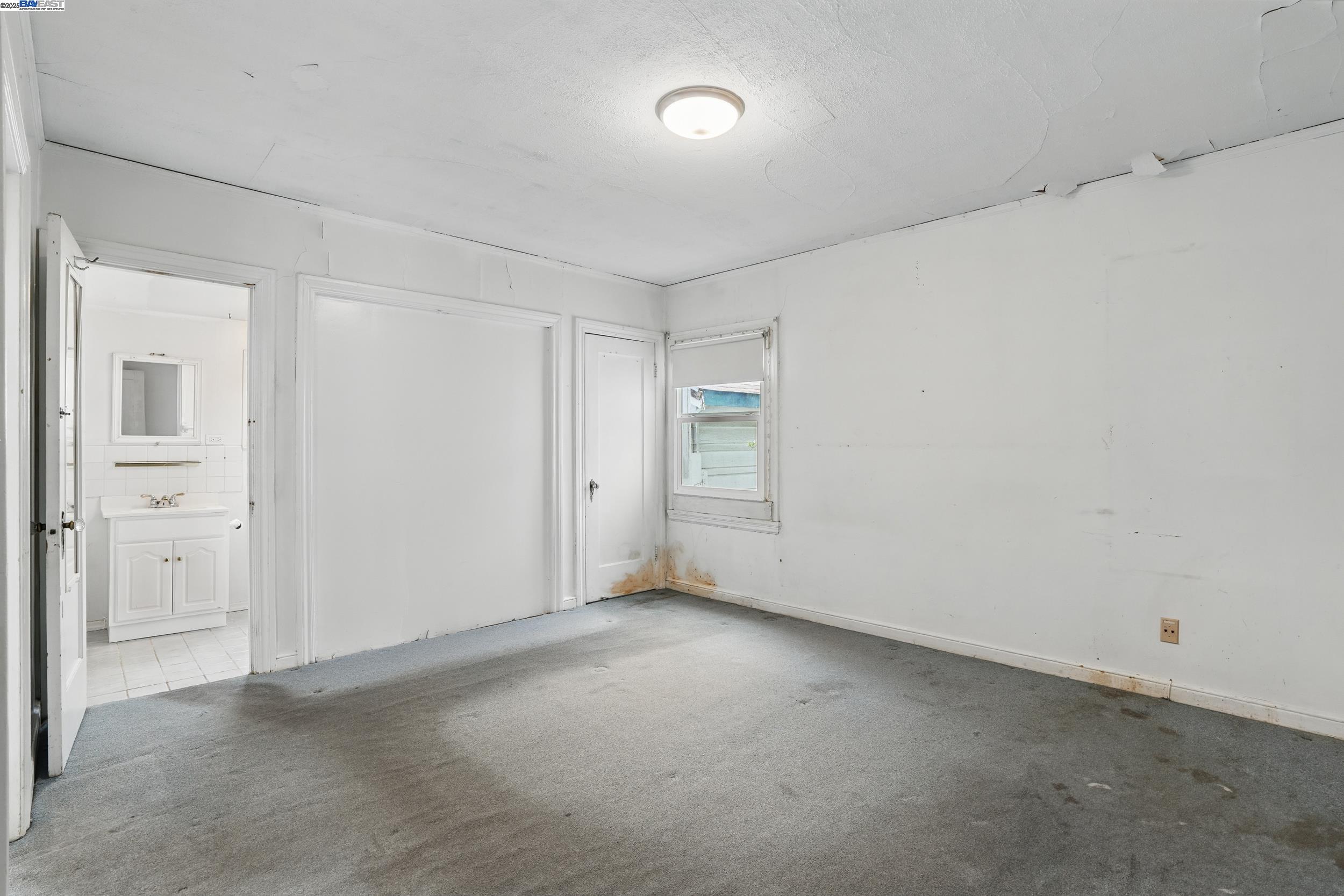 Detail Gallery Image 18 of 40 For 1307 California Dr, Burlingame,  CA 94010 - 2 Beds | 1 Baths