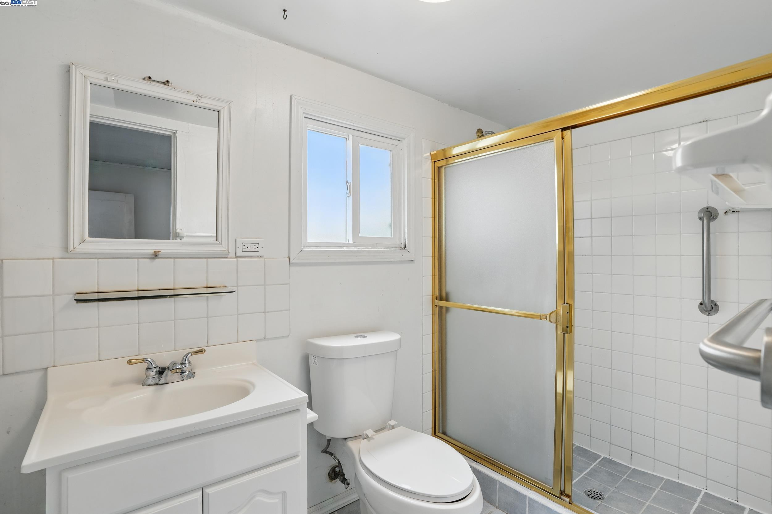 Detail Gallery Image 19 of 40 For 1307 California Dr, Burlingame,  CA 94010 - 2 Beds | 1 Baths