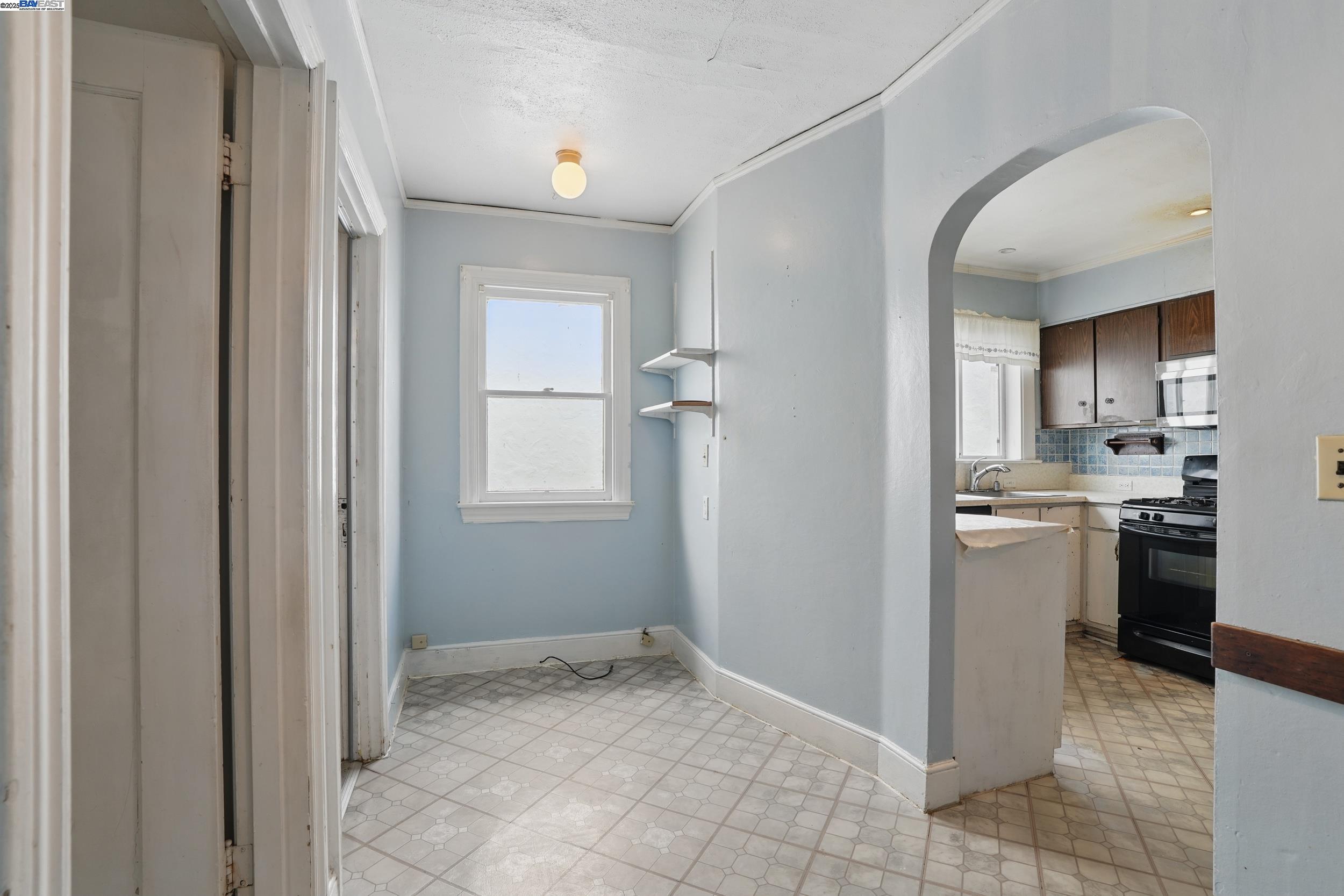 Detail Gallery Image 20 of 40 For 1307 California Dr, Burlingame,  CA 94010 - 2 Beds | 1 Baths