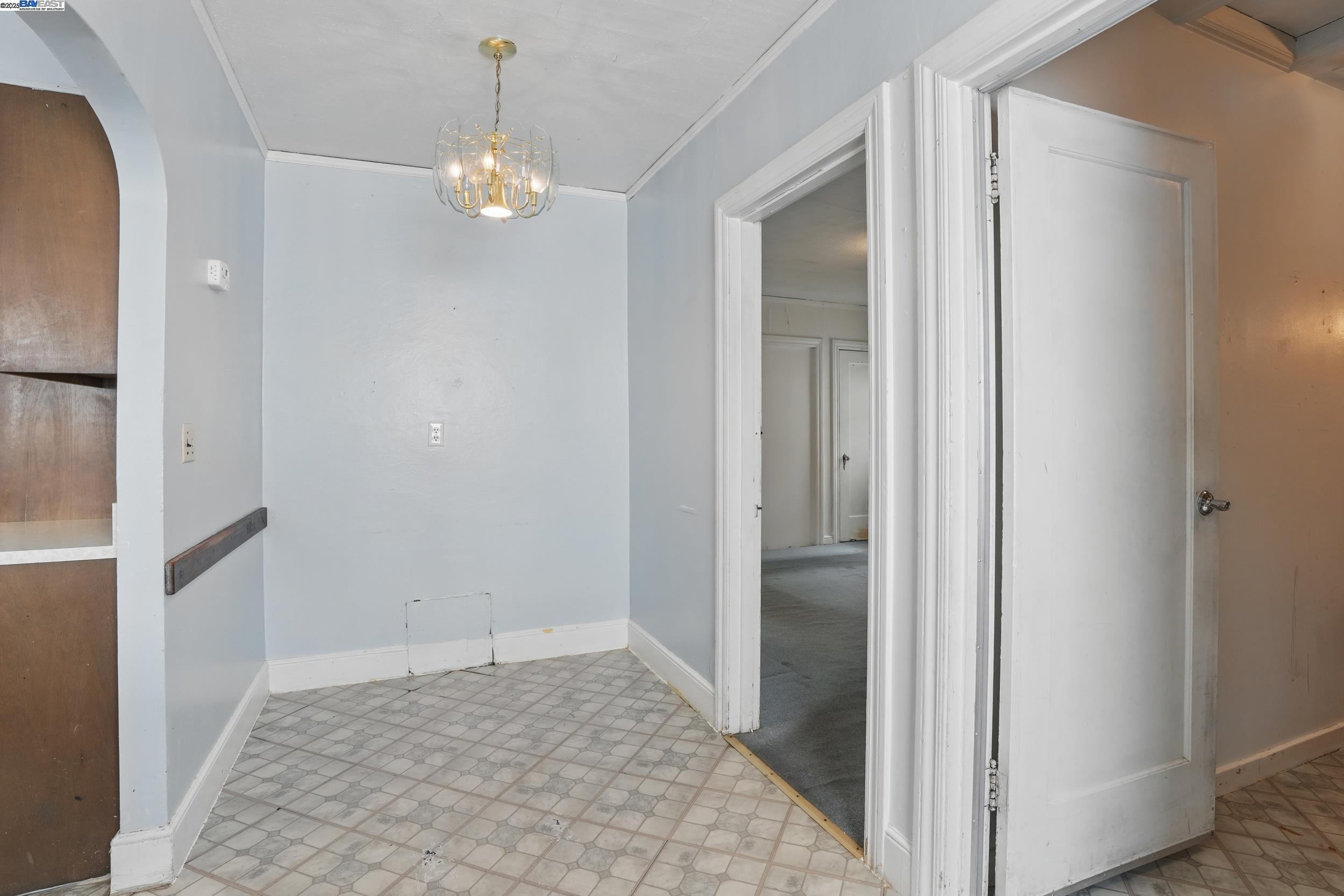 Detail Gallery Image 21 of 40 For 1307 California Dr, Burlingame,  CA 94010 - 2 Beds | 1 Baths