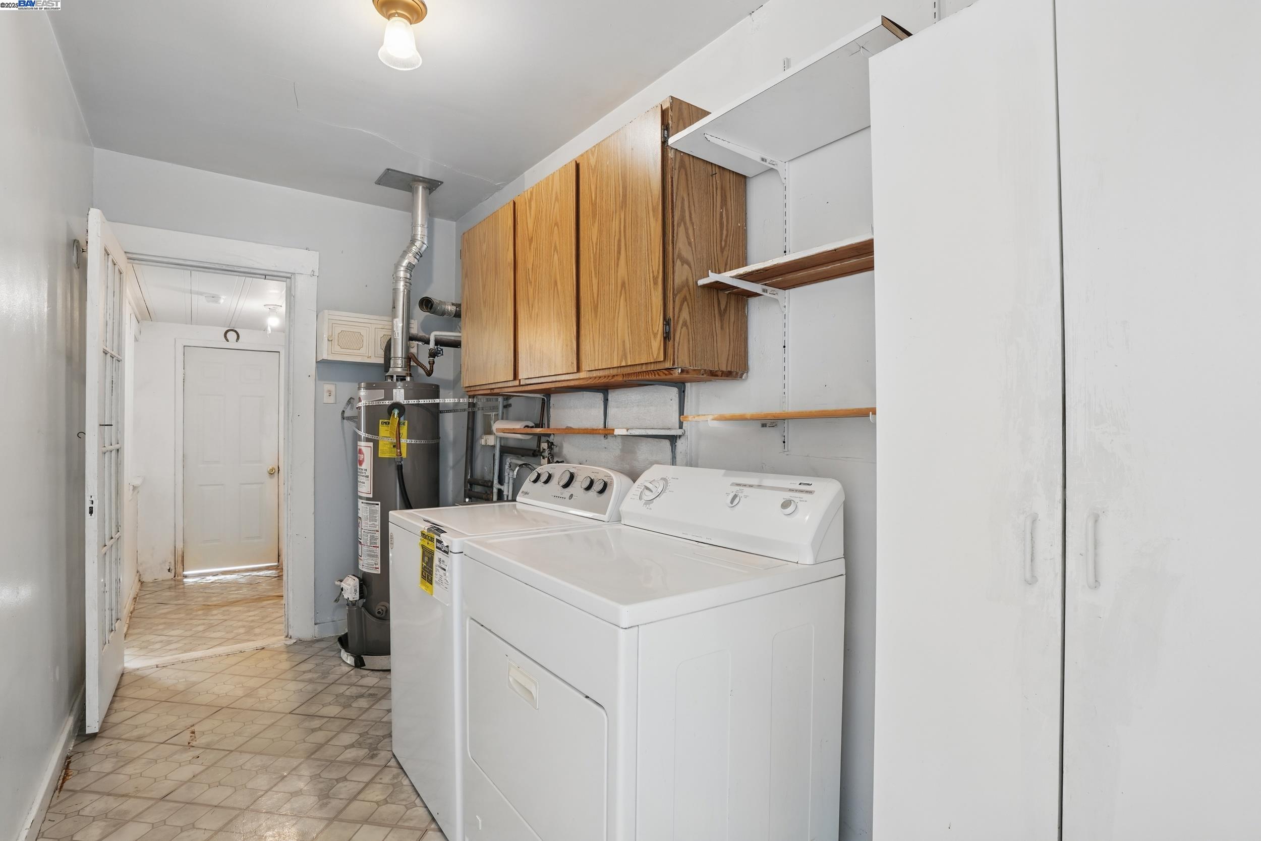 Detail Gallery Image 22 of 40 For 1307 California Dr, Burlingame,  CA 94010 - 2 Beds | 1 Baths