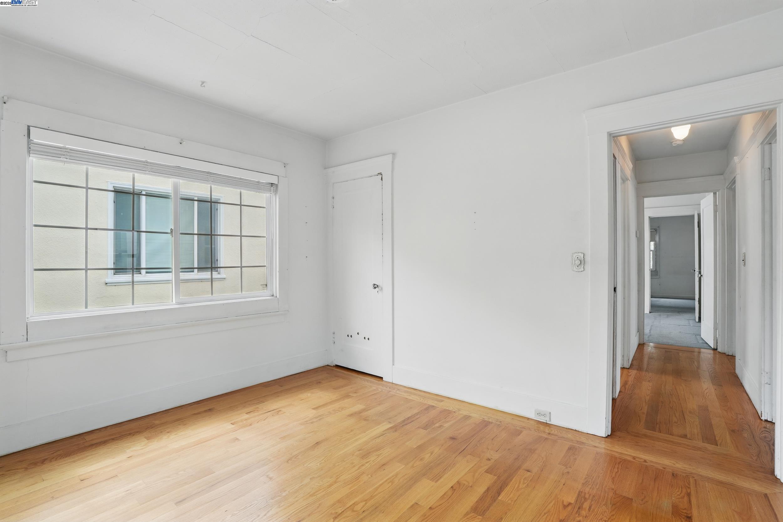Detail Gallery Image 9 of 40 For 1307 California Dr, Burlingame,  CA 94010 - 2 Beds | 1 Baths