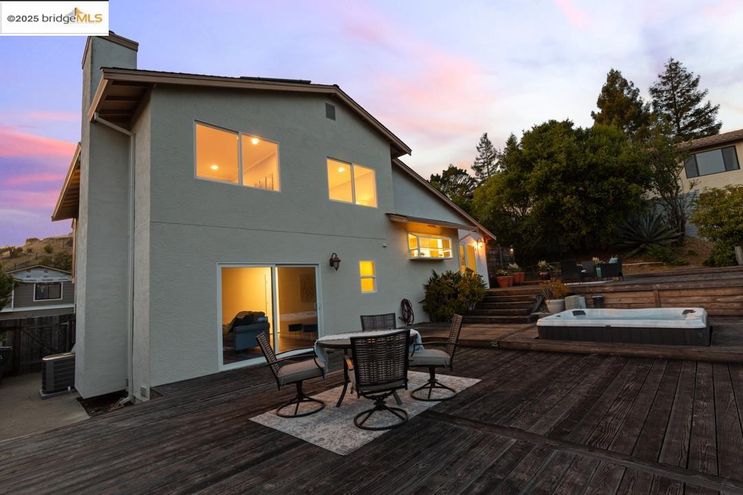 Detail Gallery Image 38 of 60 For 3495 Skyline Dr, Hayward,  CA 94542-2619 - 3 Beds | 2/1 Baths