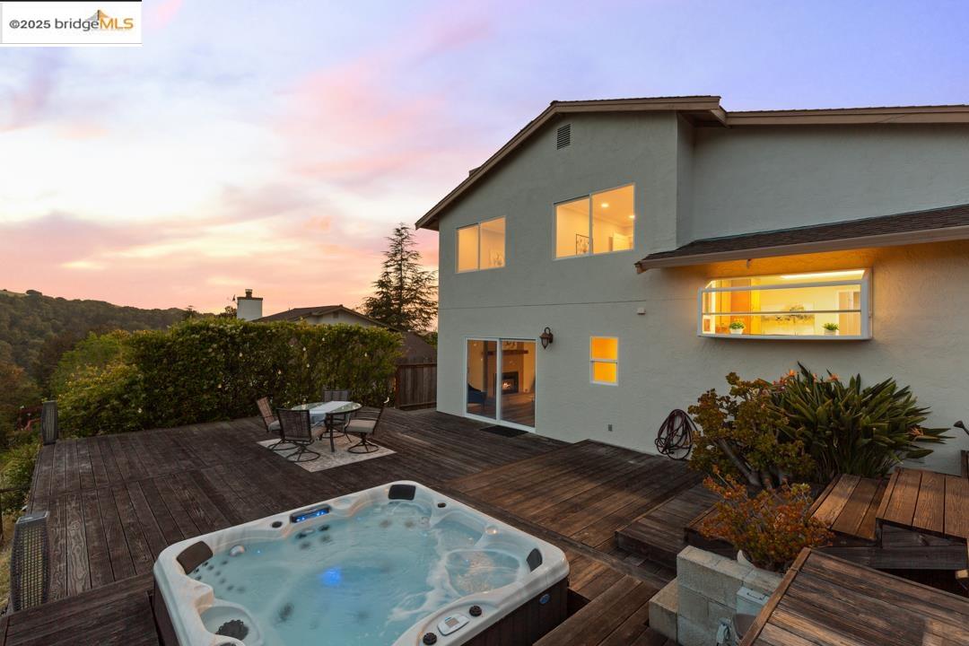 Detail Gallery Image 39 of 60 For 3495 Skyline Dr, Hayward,  CA 94542-2619 - 3 Beds | 2/1 Baths
