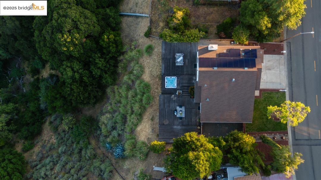 Detail Gallery Image 51 of 60 For 3495 Skyline Dr, Hayward,  CA 94542-2619 - 3 Beds | 2/1 Baths