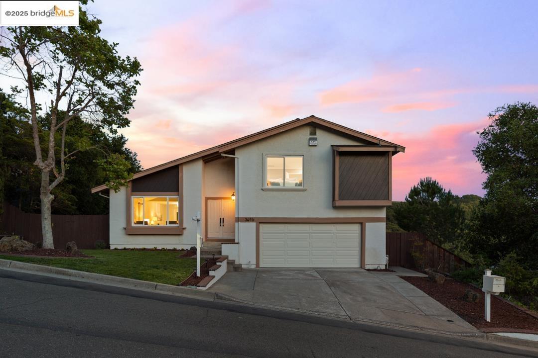 Detail Gallery Image 52 of 60 For 3495 Skyline Dr, Hayward,  CA 94542-2619 - 3 Beds | 2/1 Baths