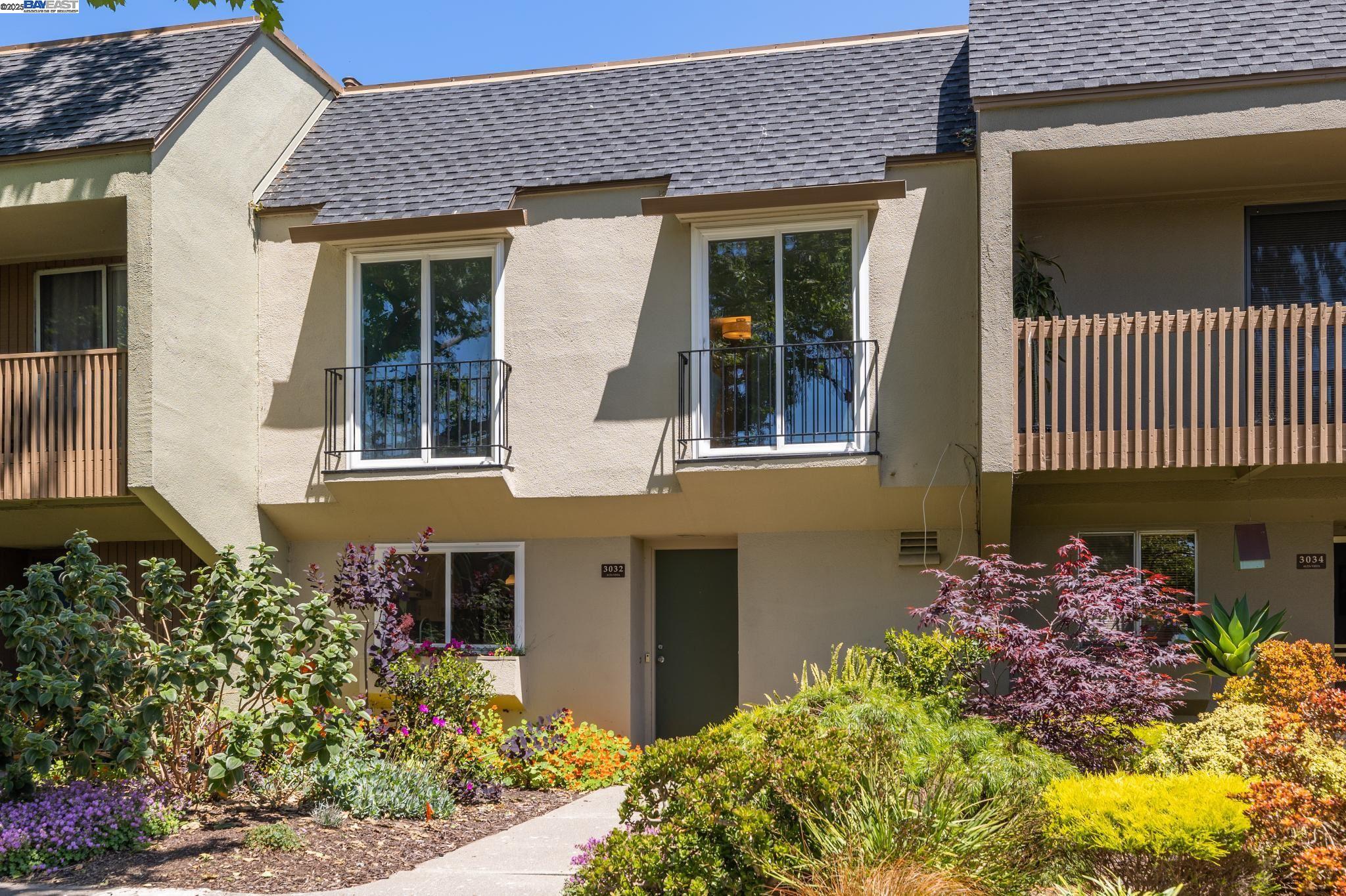 More Details about MLS # 41096938 : 3032 ALTA VISTA