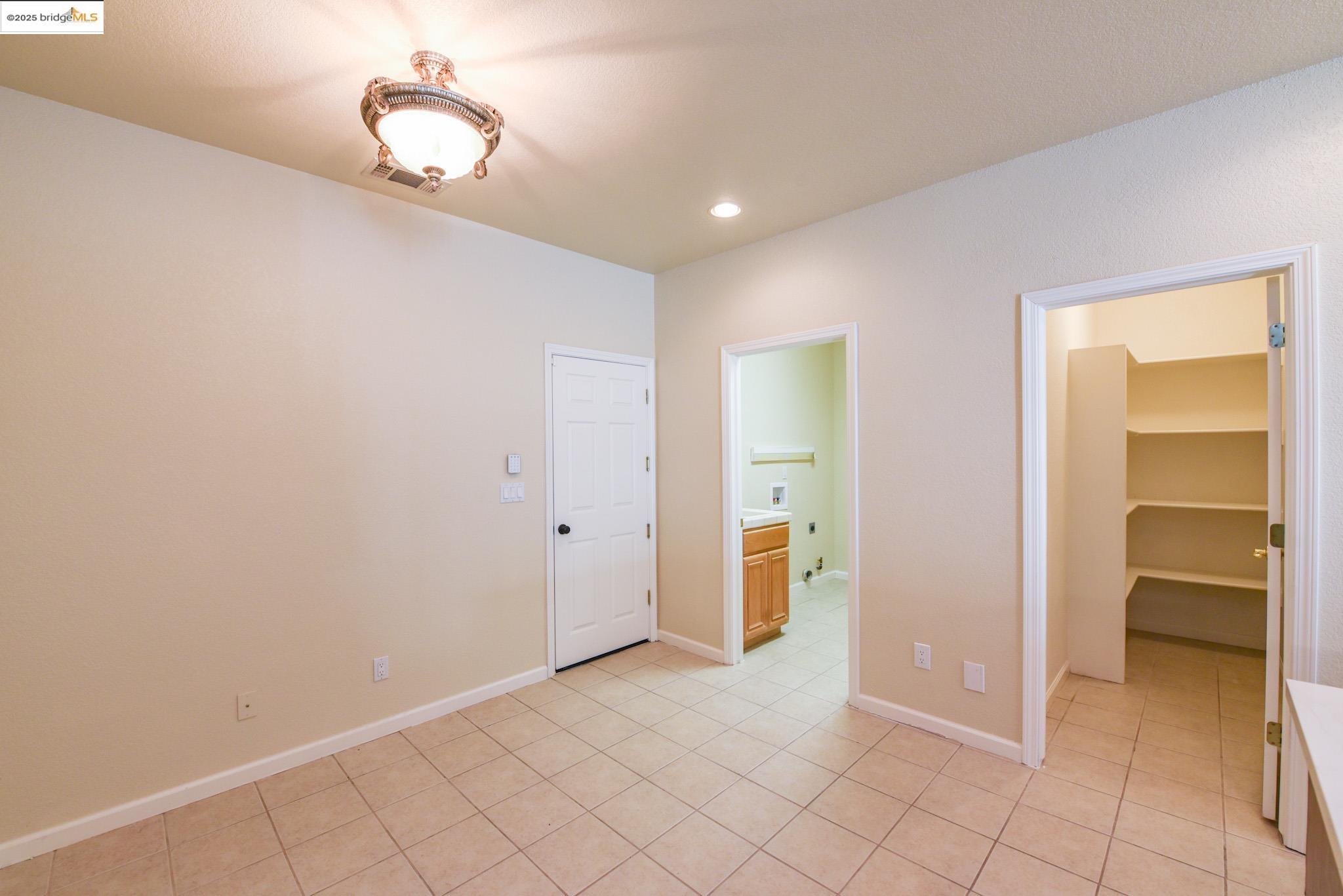 Detail Gallery Image 14 of 45 For 17028 Upper Starr King Dr, Soulsbyville,  CA 95372 - 3 Beds | 2 Baths